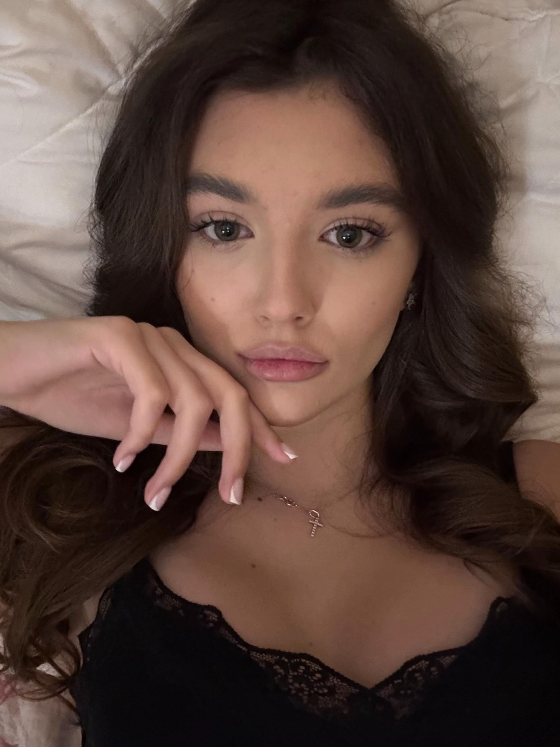 @лиза