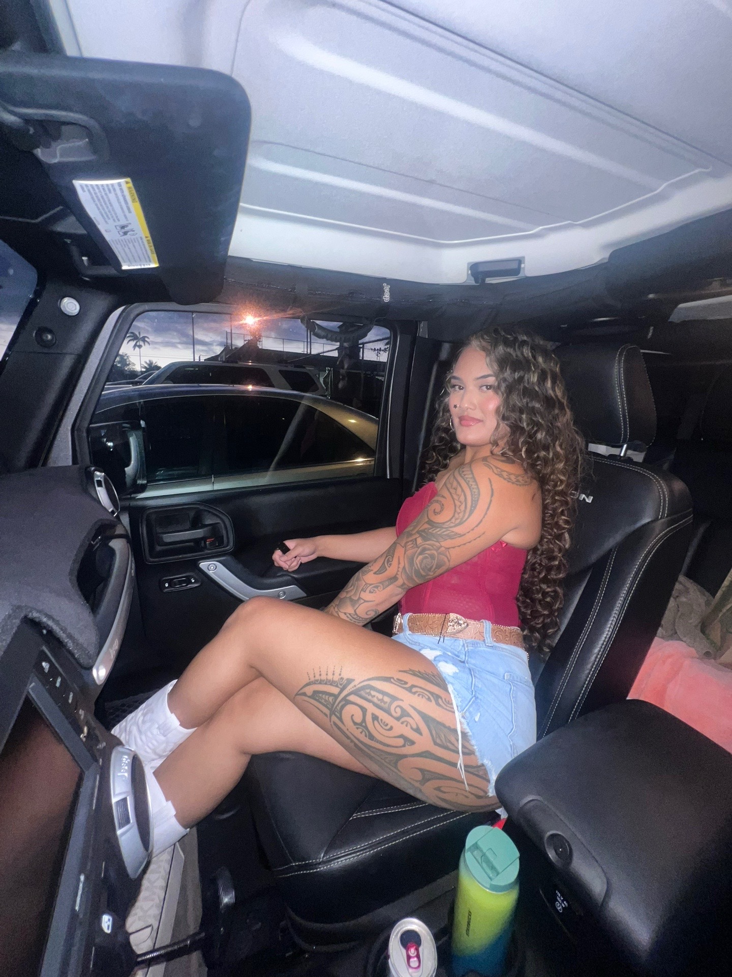 @Theycallmii_v