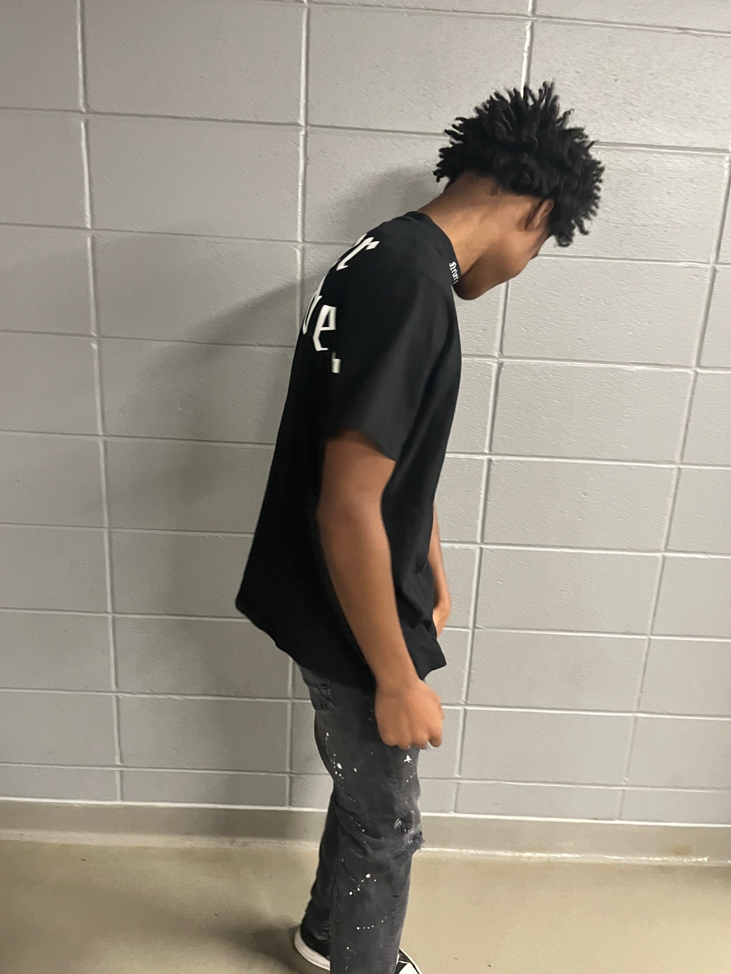 @⃟