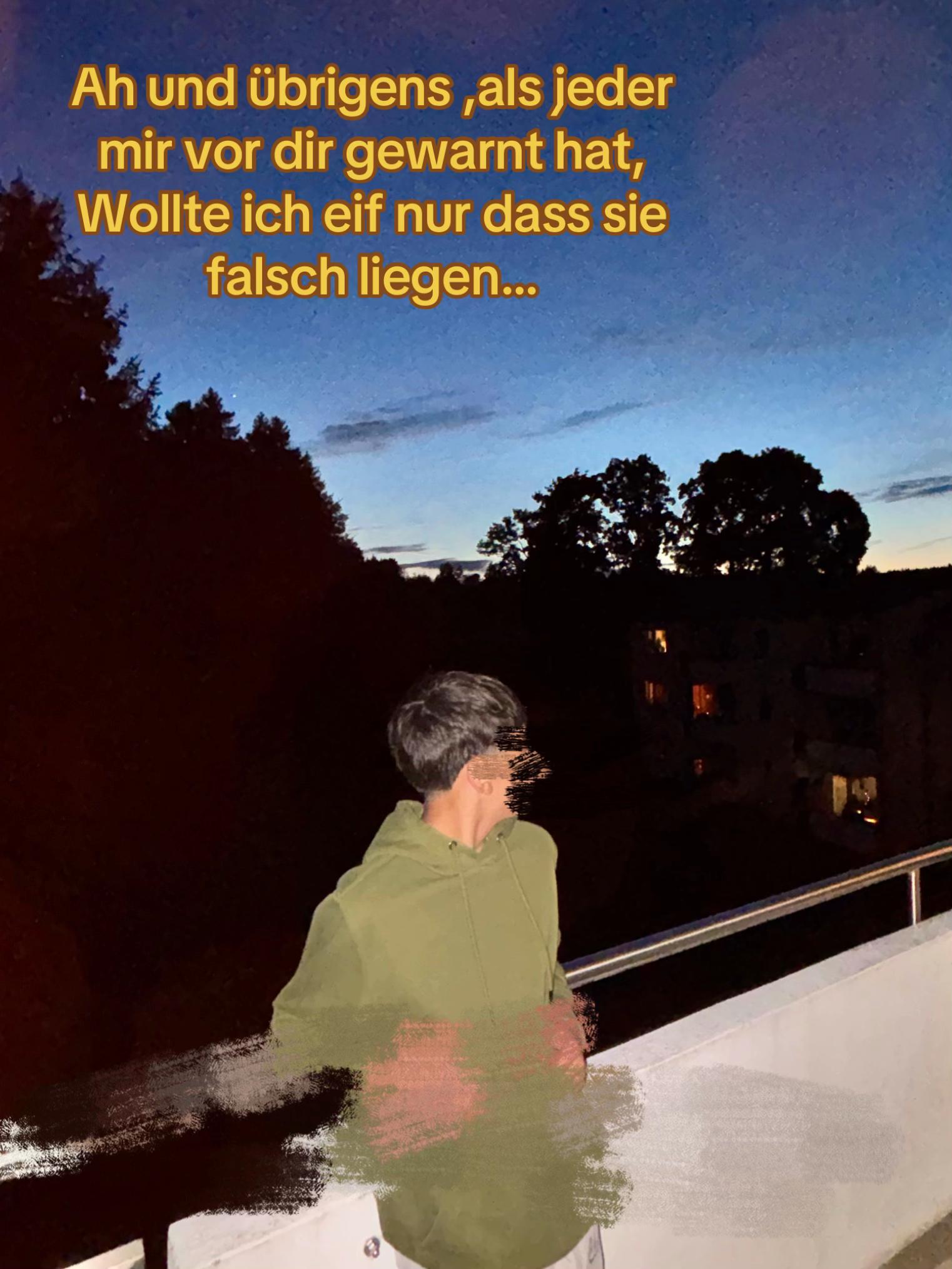 @⃟