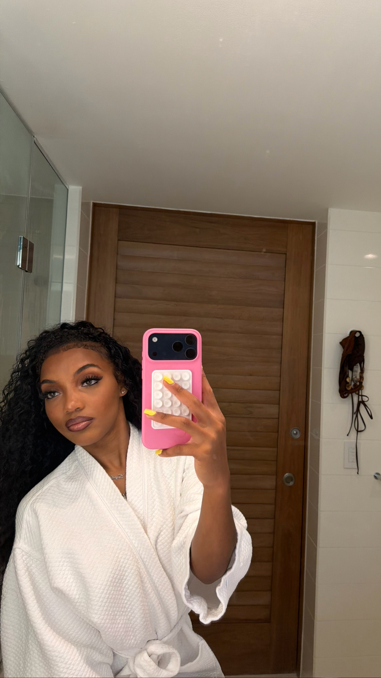 @SYDNI SIMONE