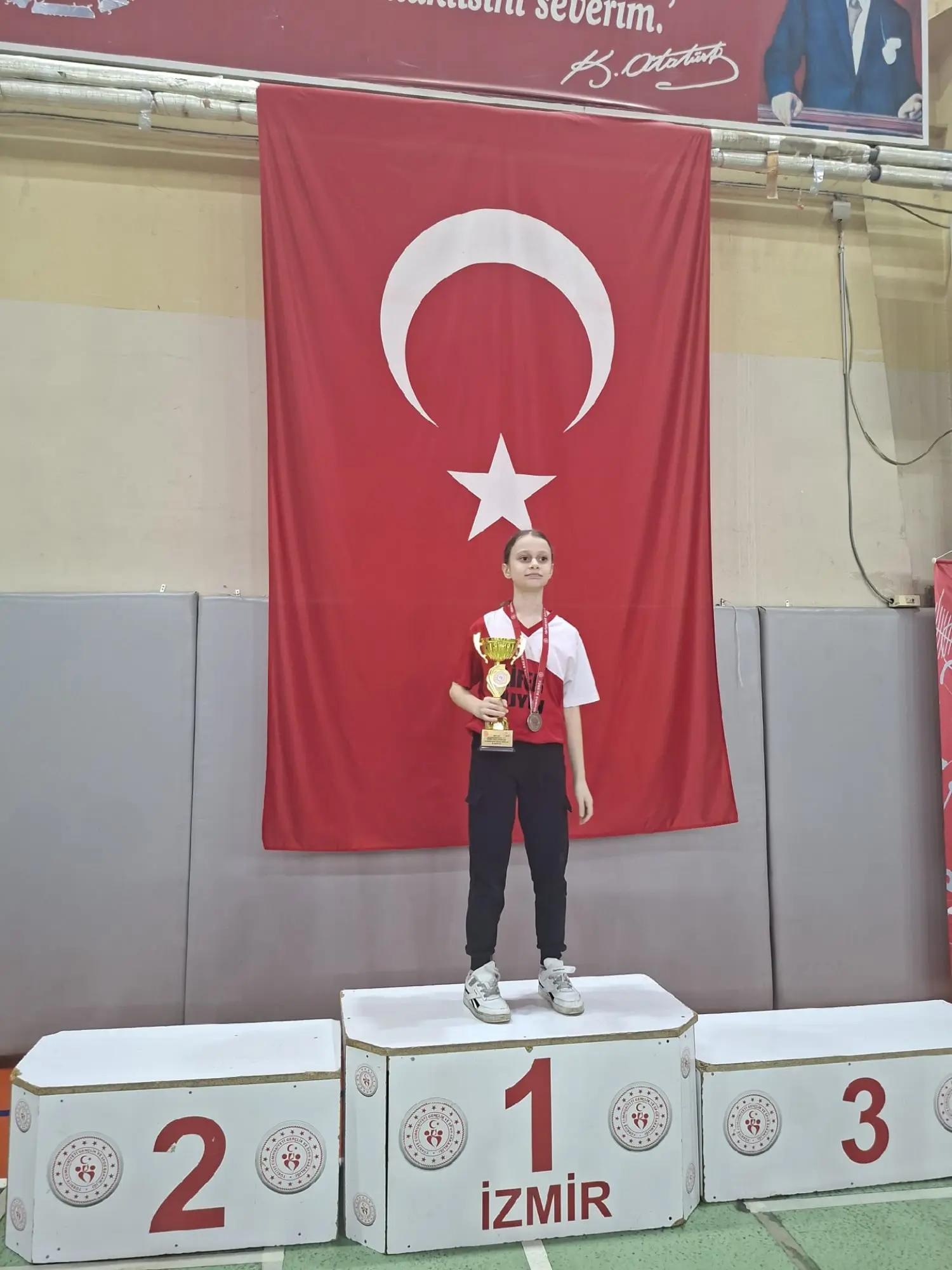 @Ece(Mehmet) &Ccedil;ayırlı
