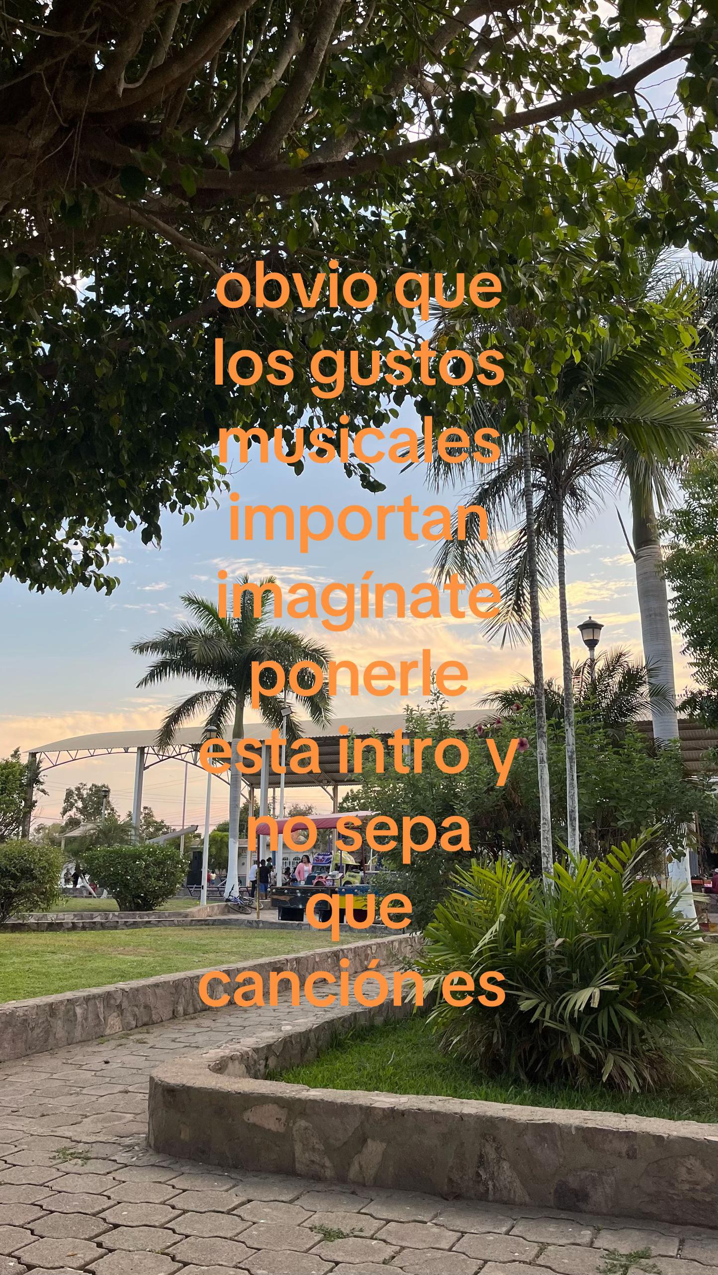 @𝓡 🦊
