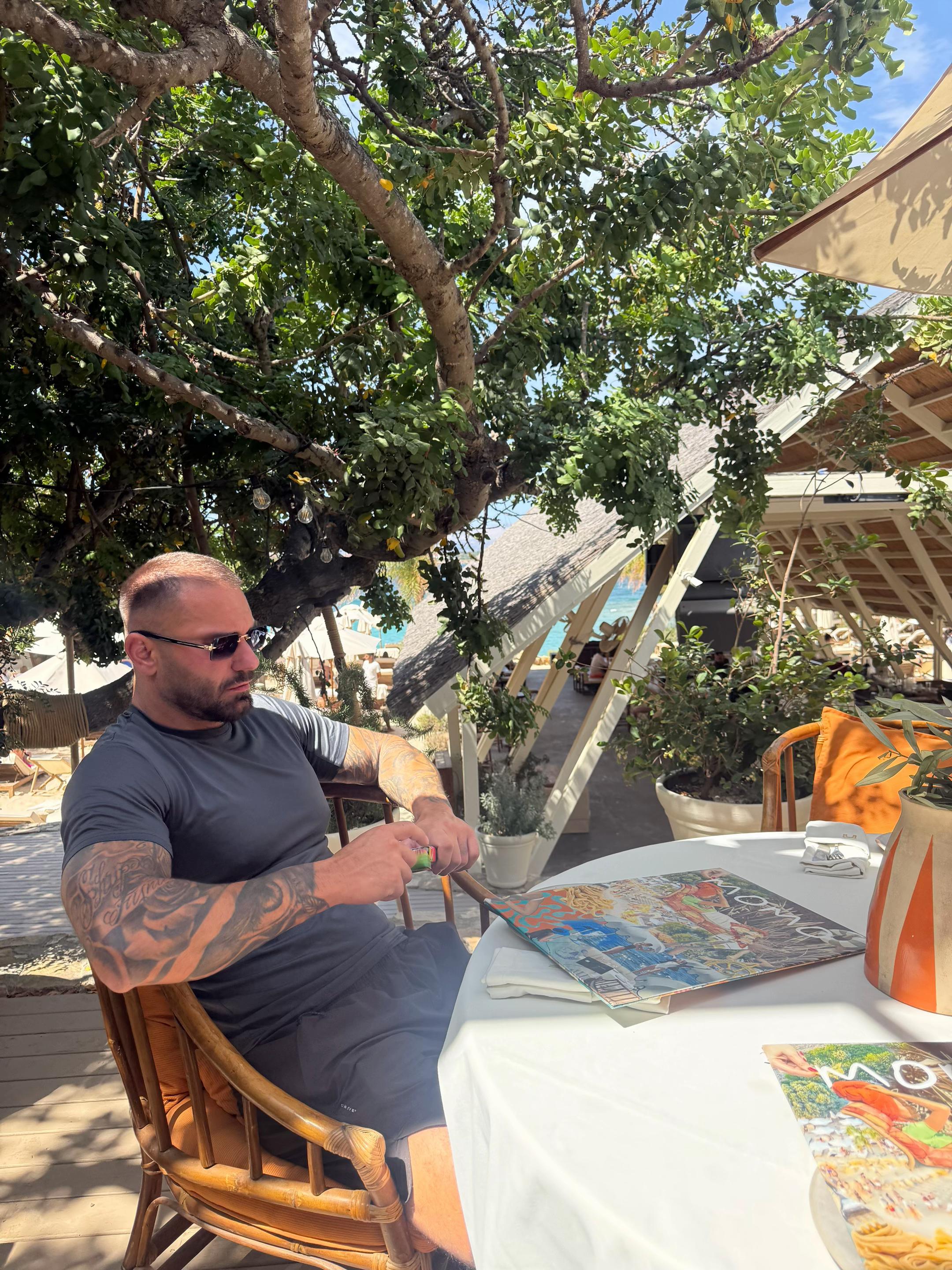 @Nick Ka&ccedil;anolli