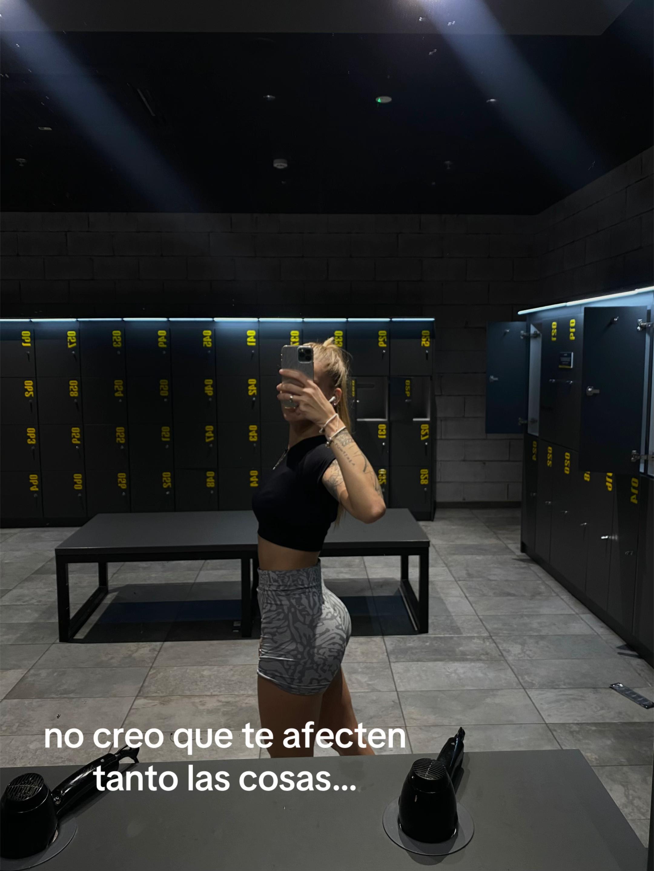 @irenezb_