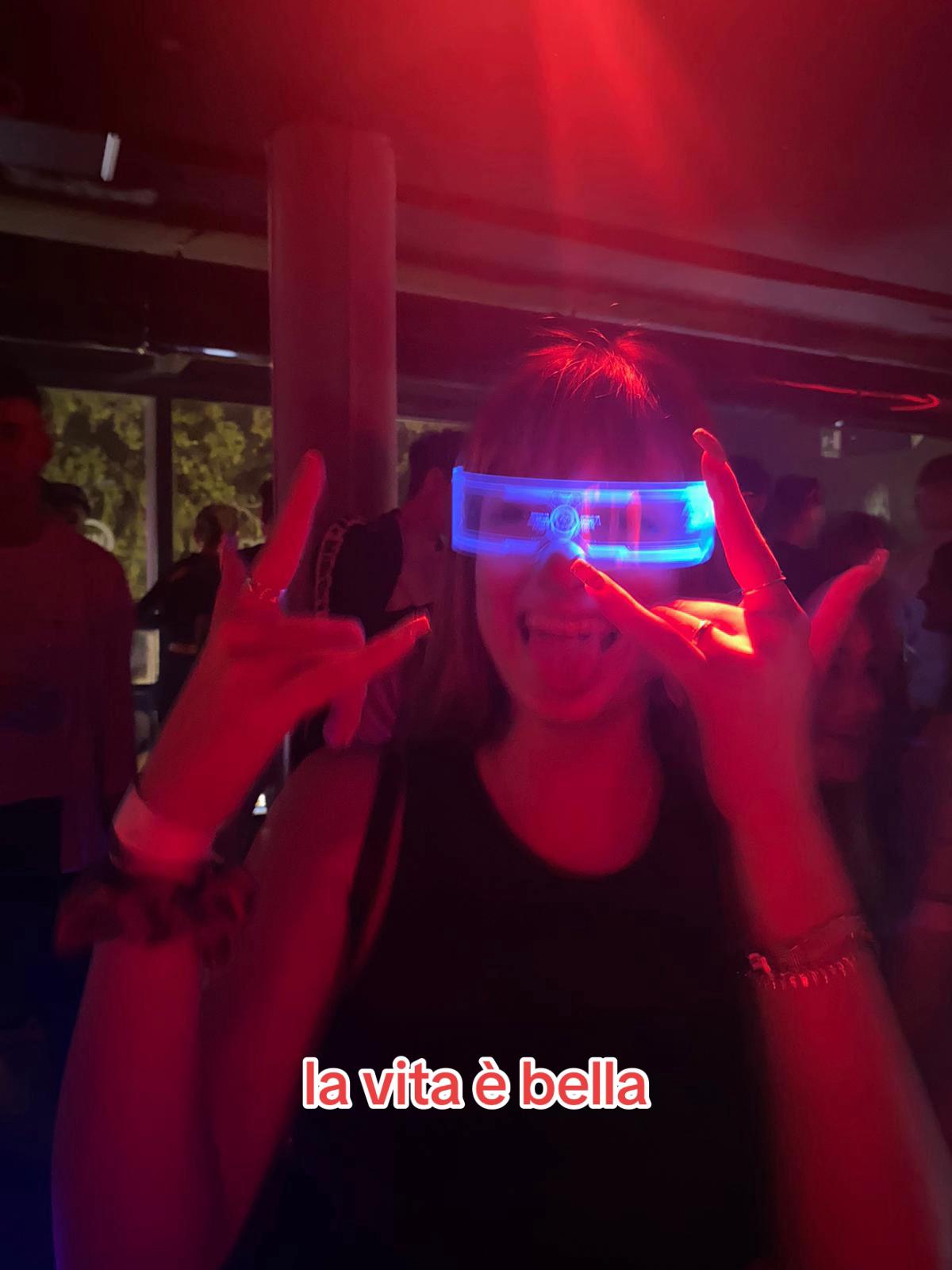@rossaa🦊