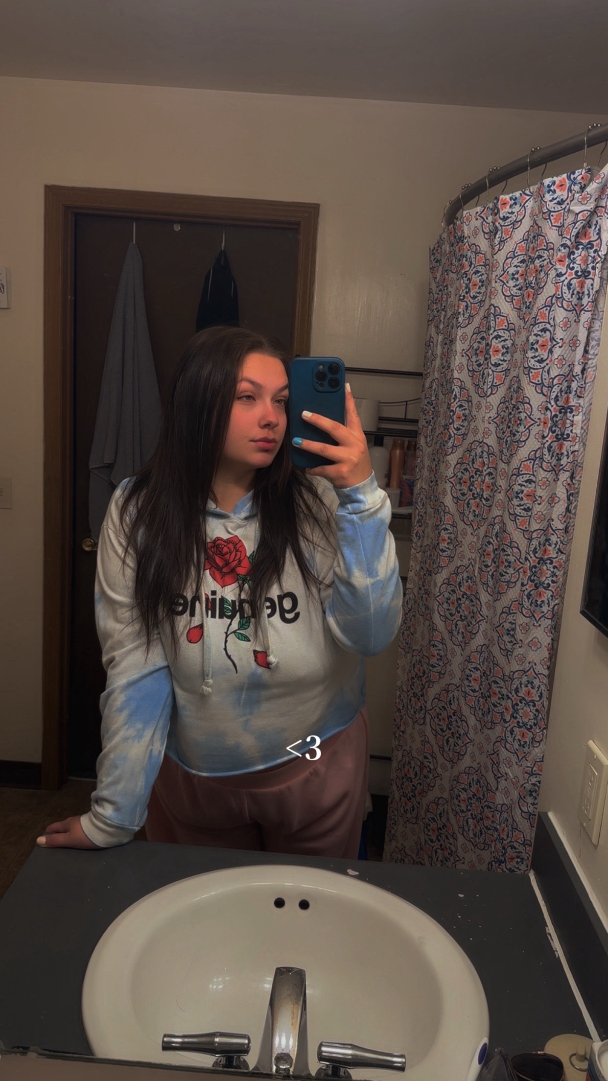 @victoriaraine03