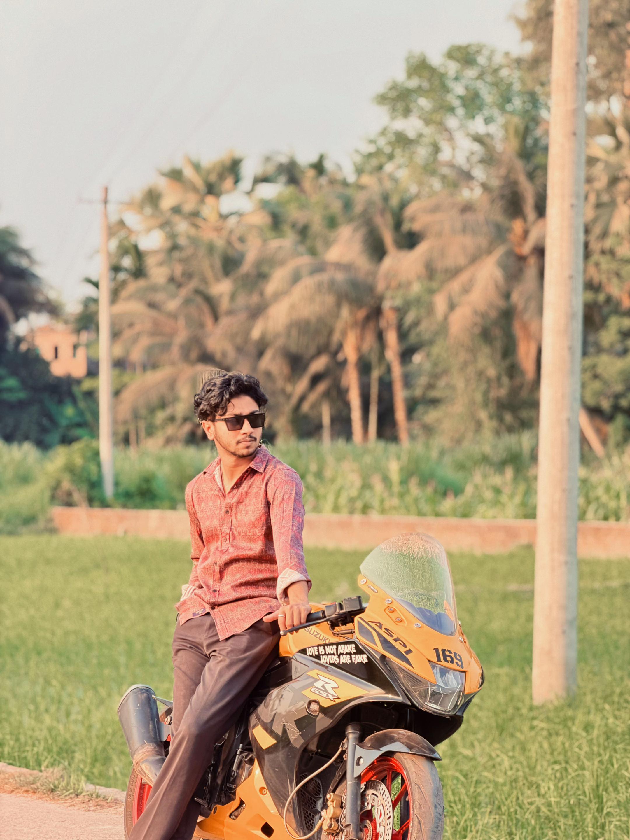 @FAHIM