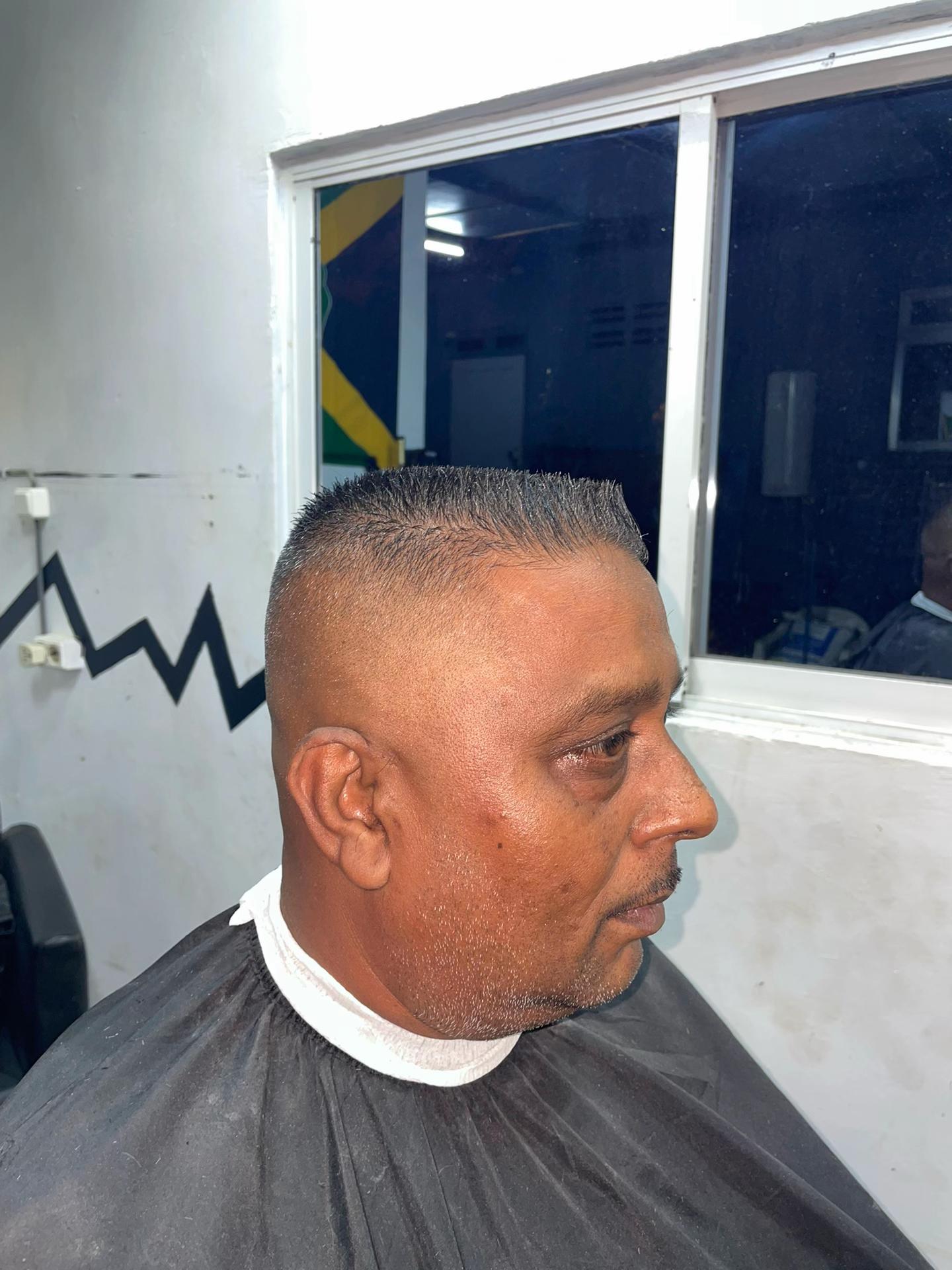 @💈𝙰𝚍𝚒 𝚝𝚑𝚎 𝚋𝚊𝚛𝚋𝚎𝚛💈