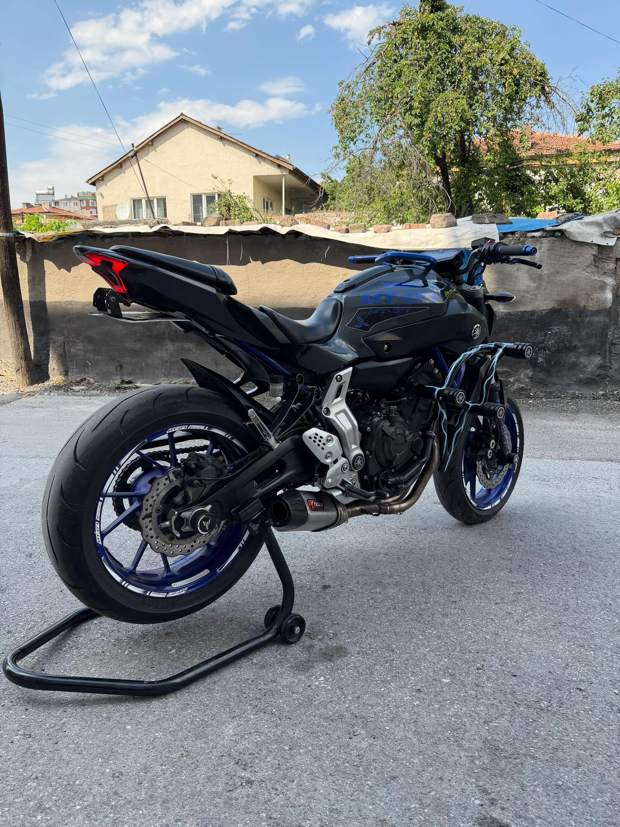 @mt07