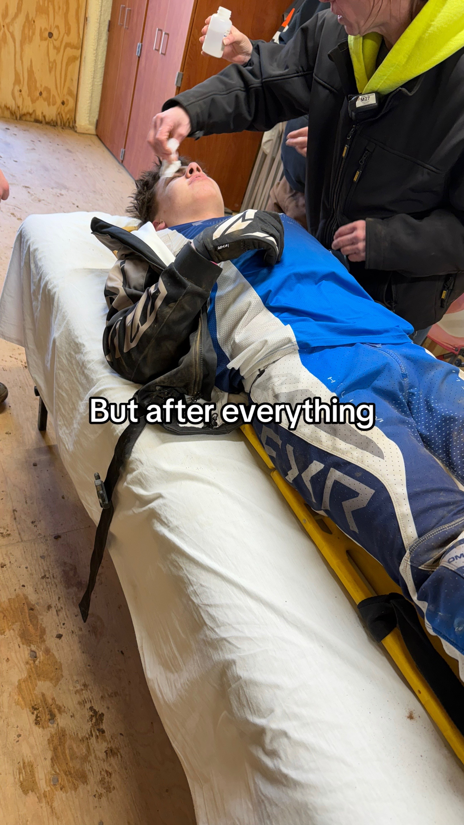@𝙇𝙀𝙑𝙄