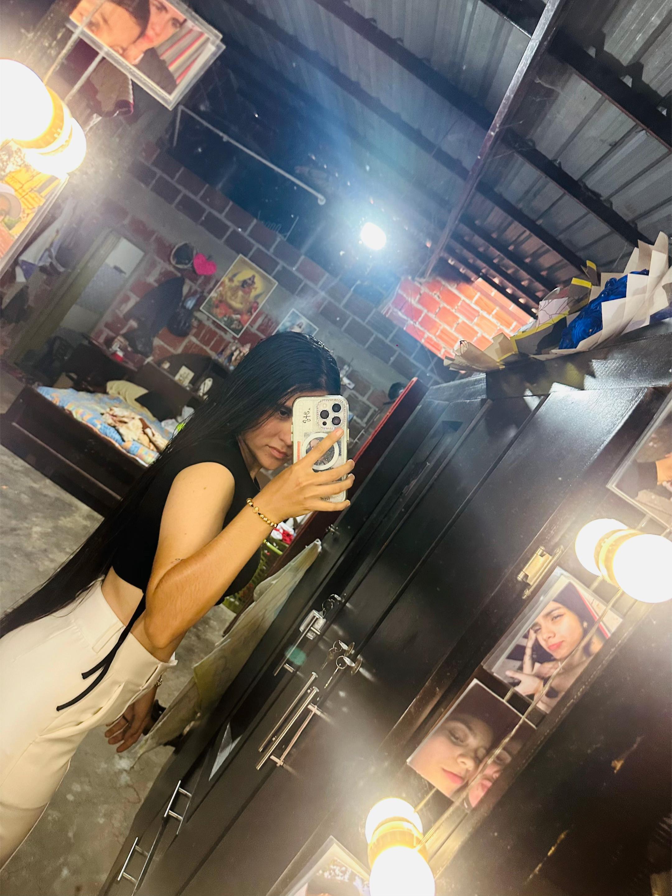@gabybayona04