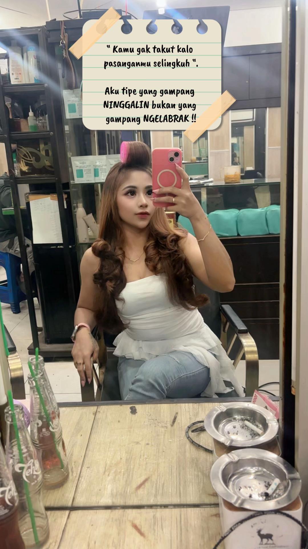 @👑Wanita Idamanmu👅
