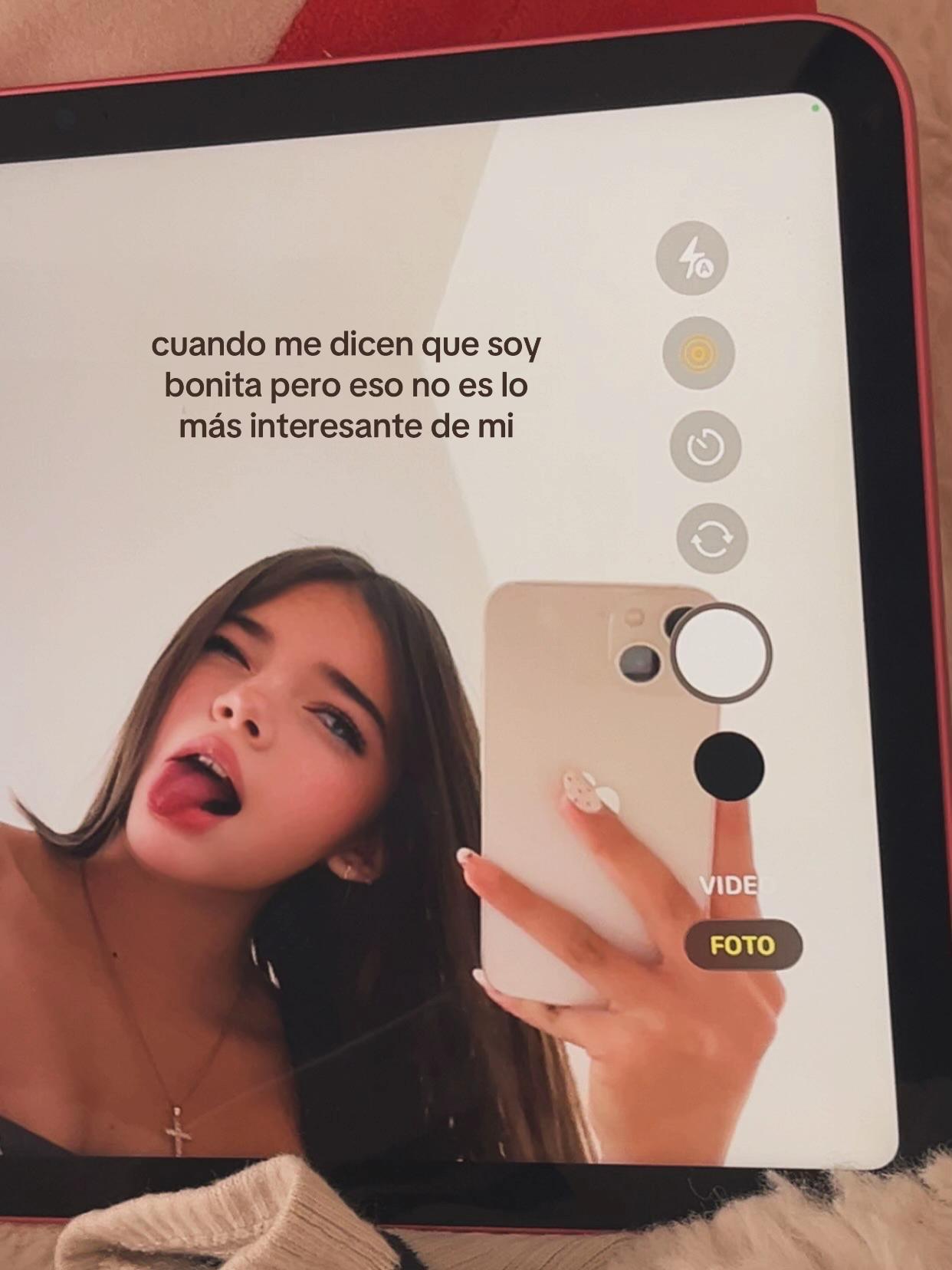 @Camiii