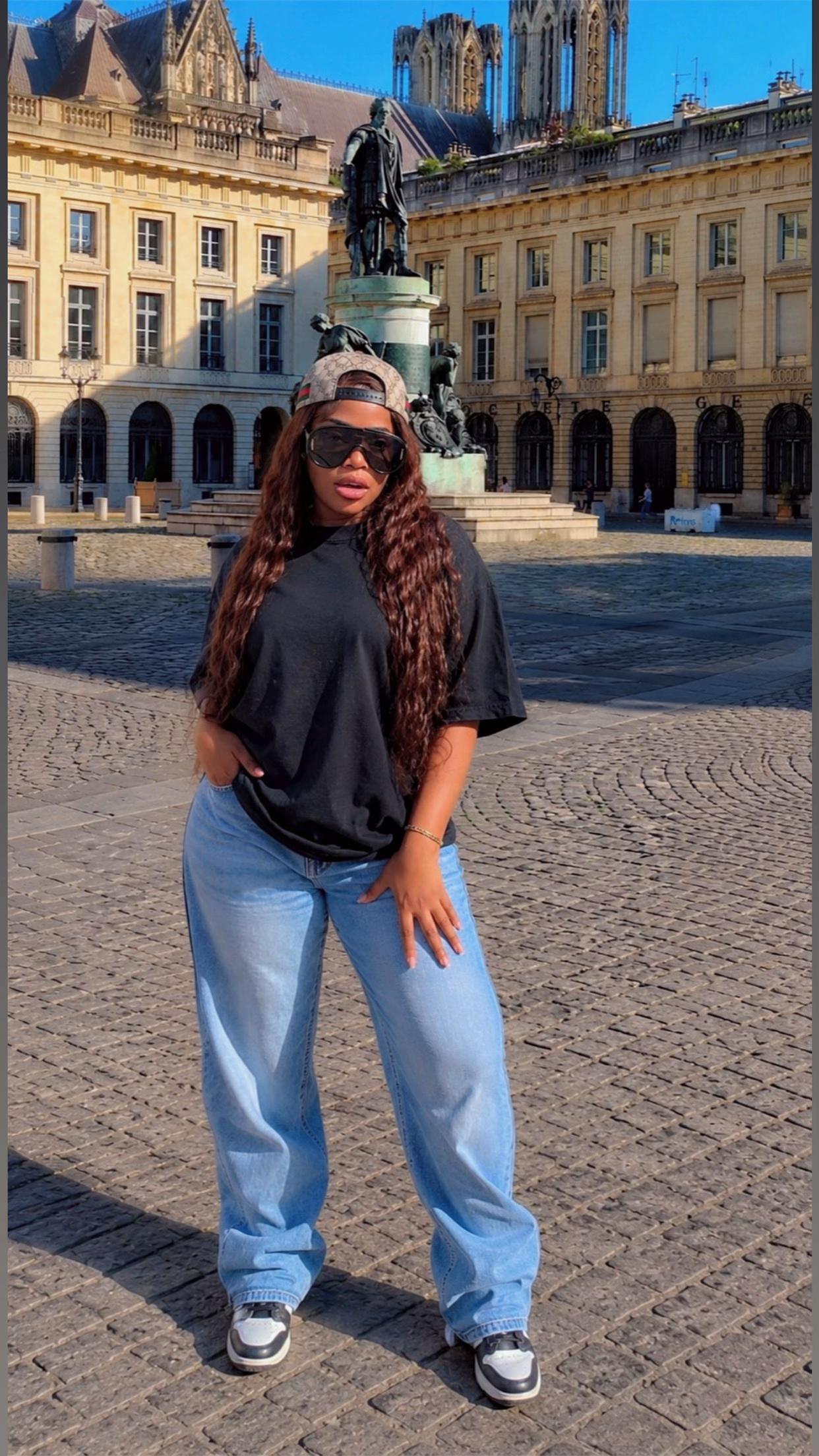 @Biggest Queen