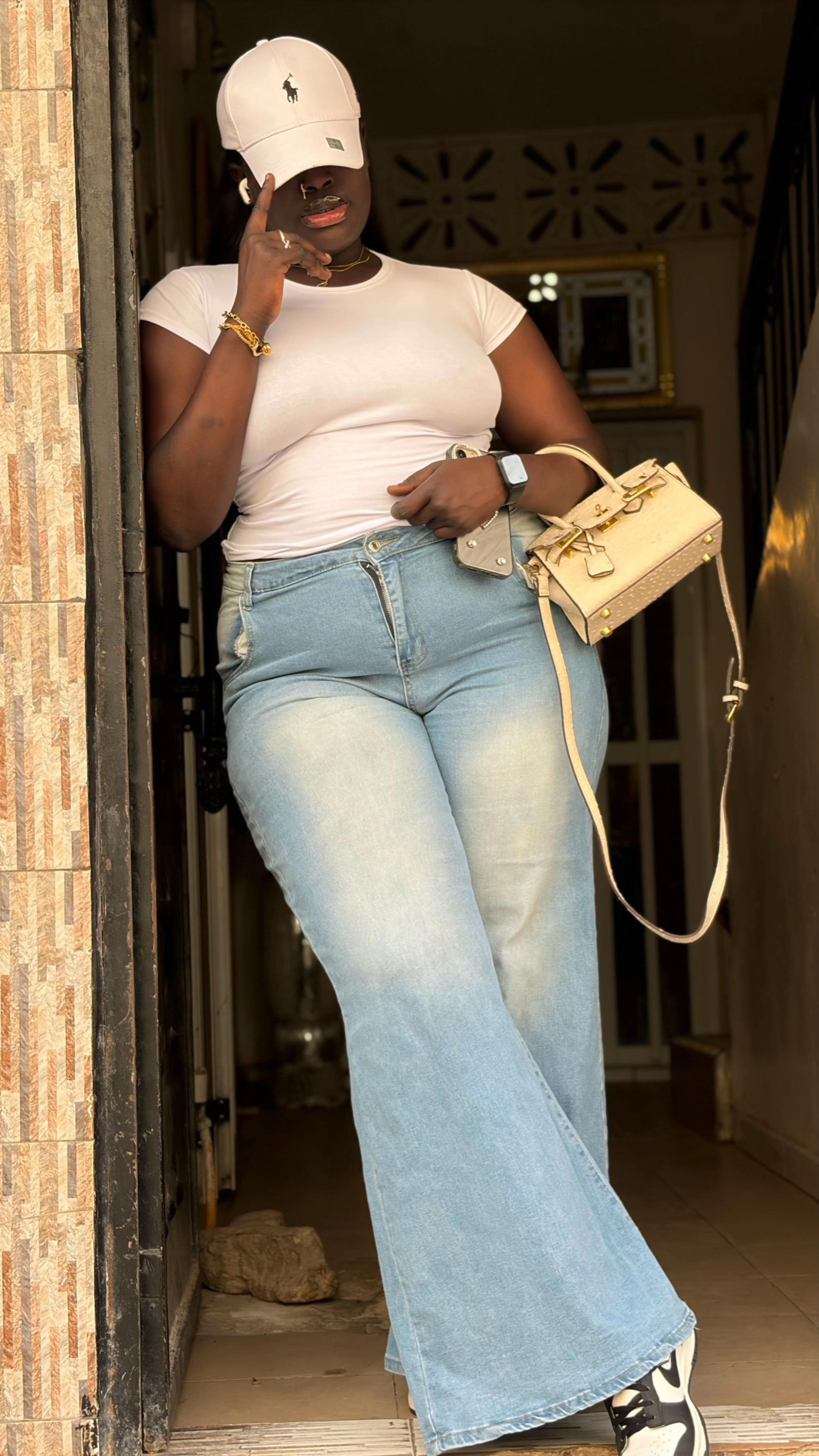 @Bbmita saliou linternational🥳