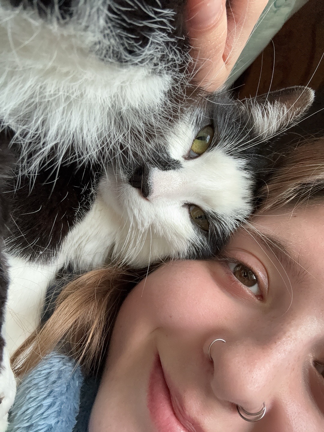 @<3