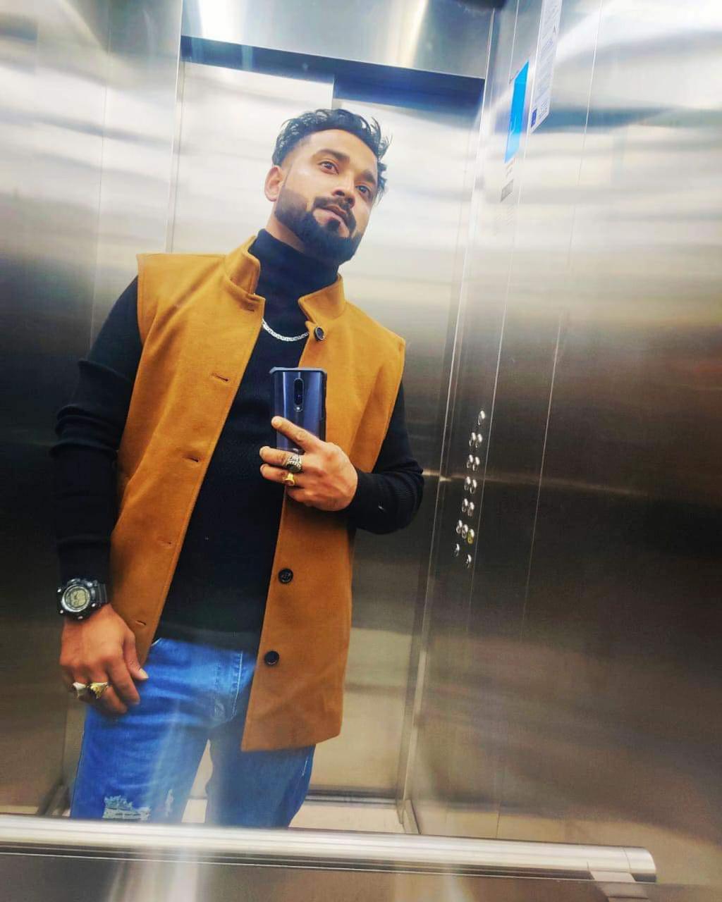 @Alif AB🖤
