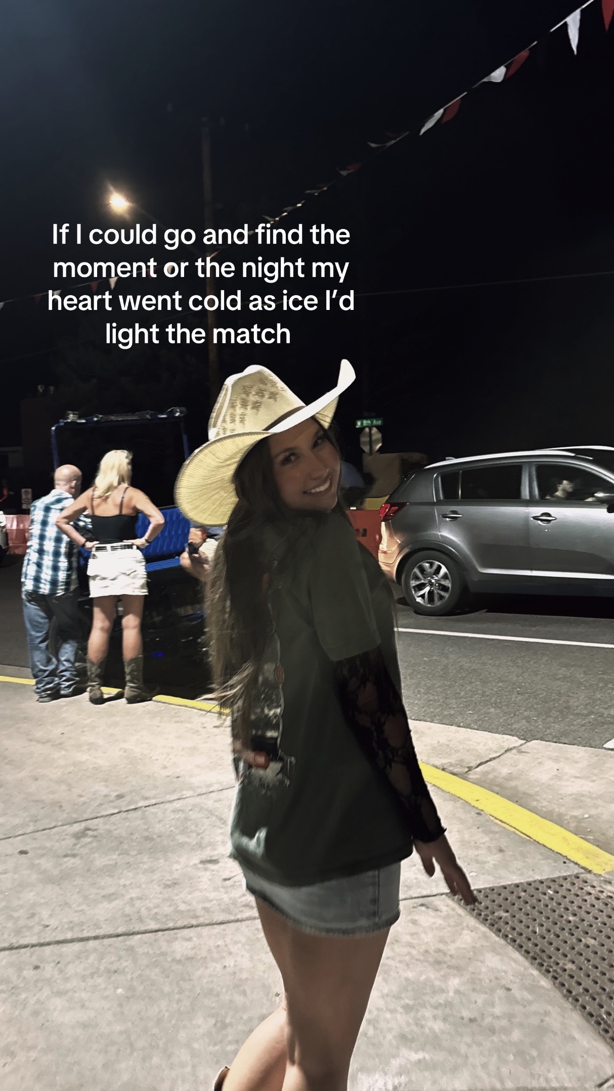 @itskhlo