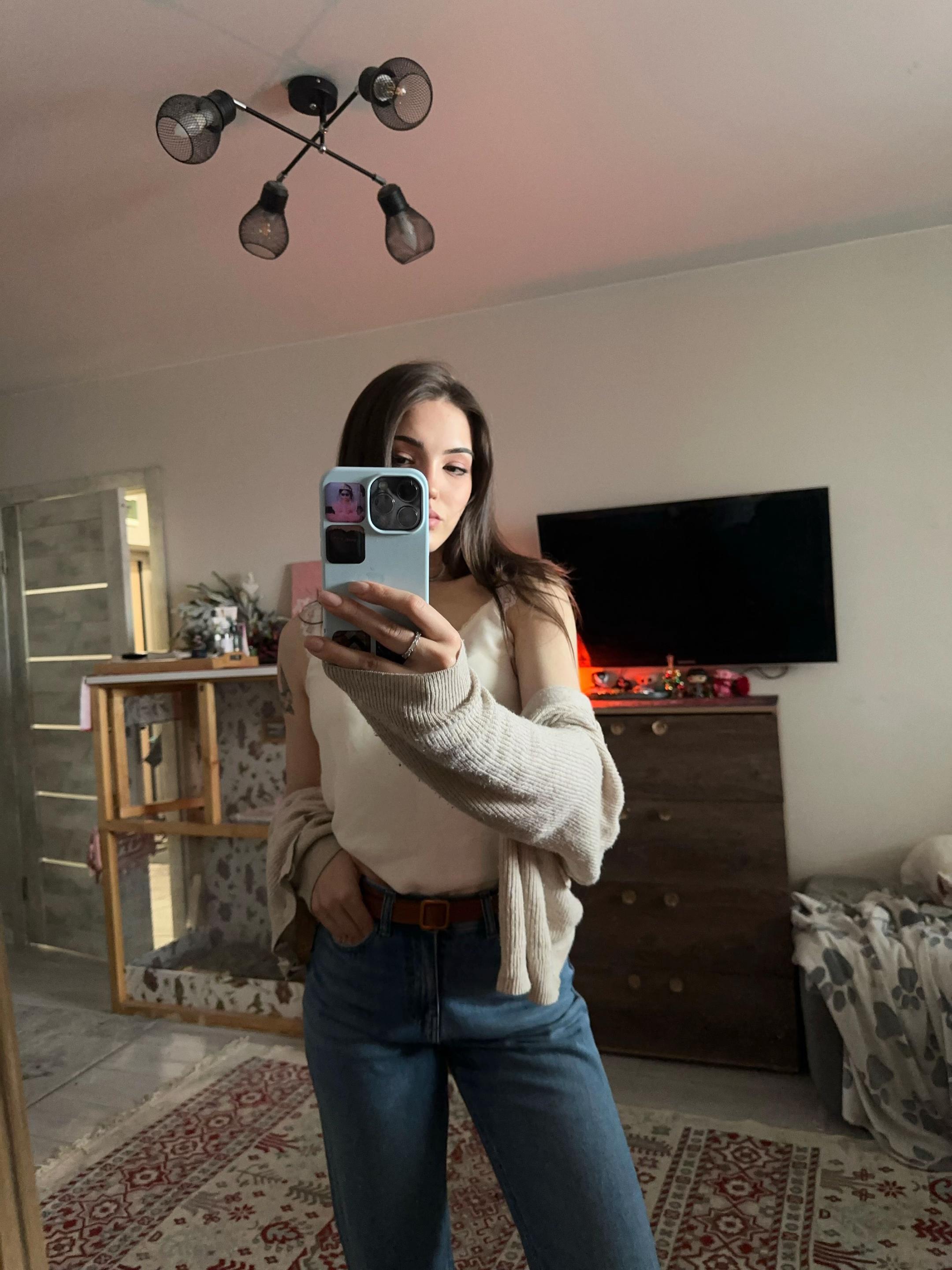 @twitch: alexeevalove