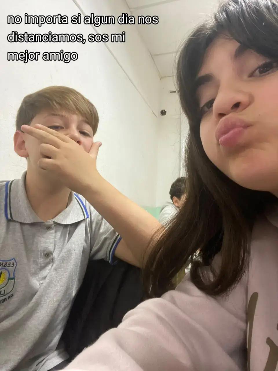 @𝔞𝔩𝔣𝔬𝔫𝔰𝔦𝔫𝔞