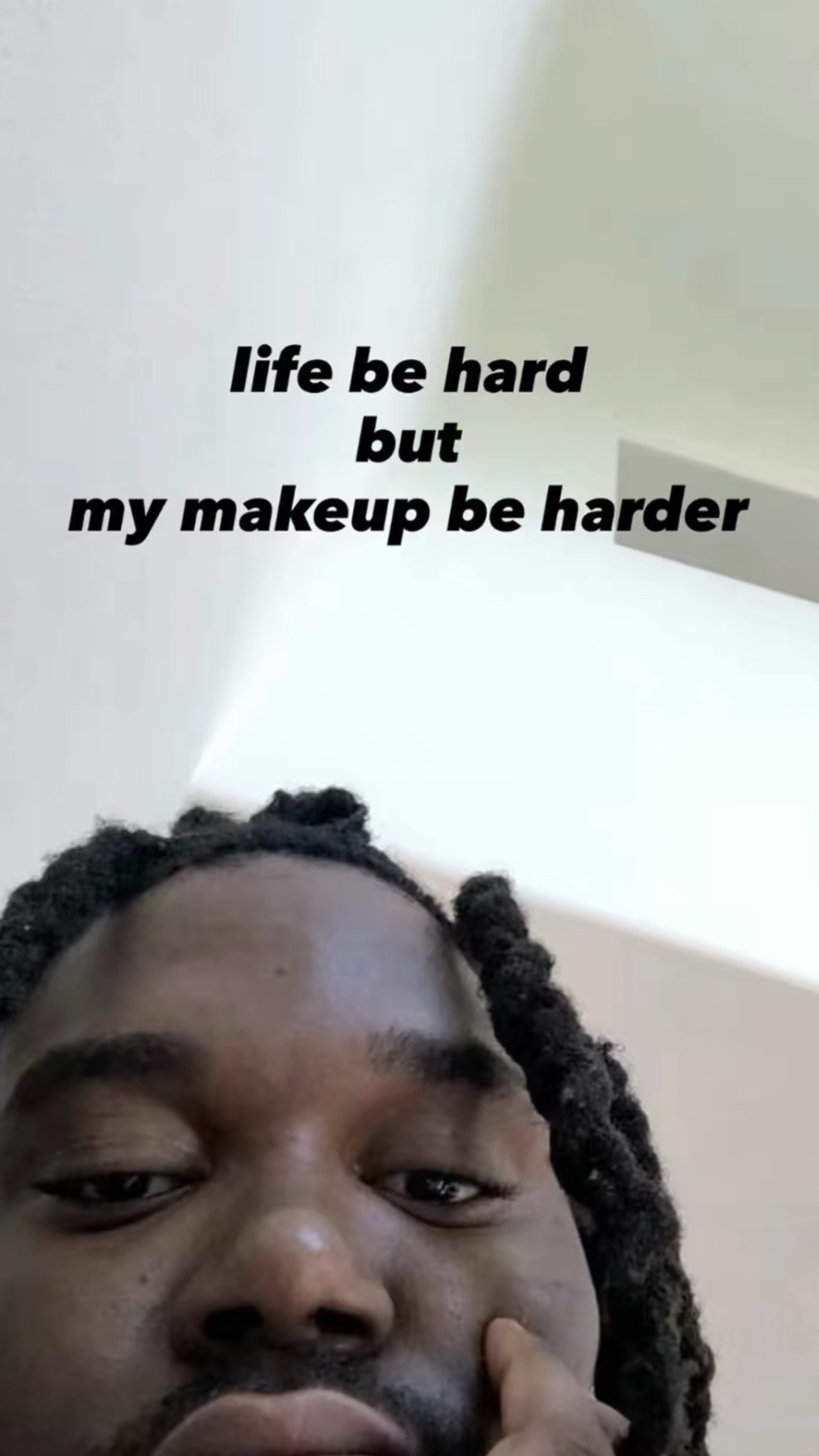 @ᥫ᭡