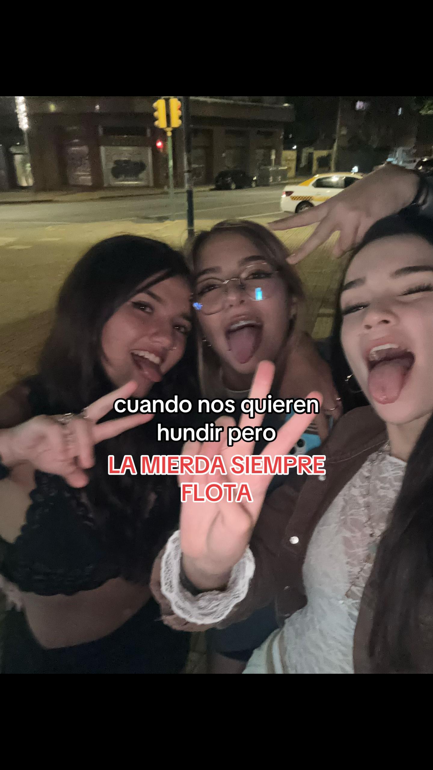 @manuetuti_