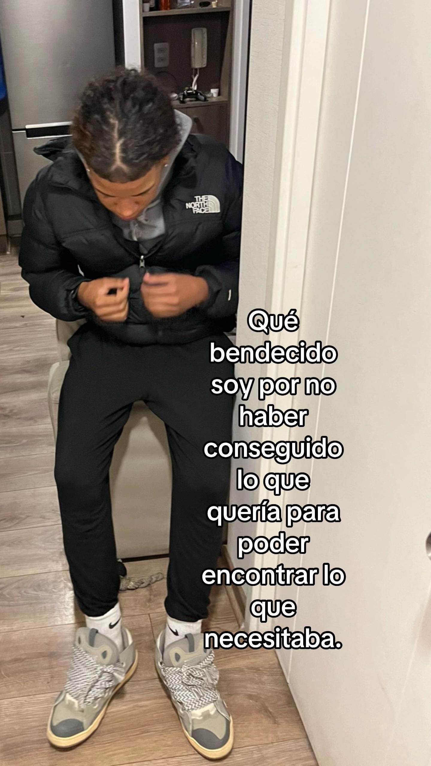 @ChUCkYy❤️🖤