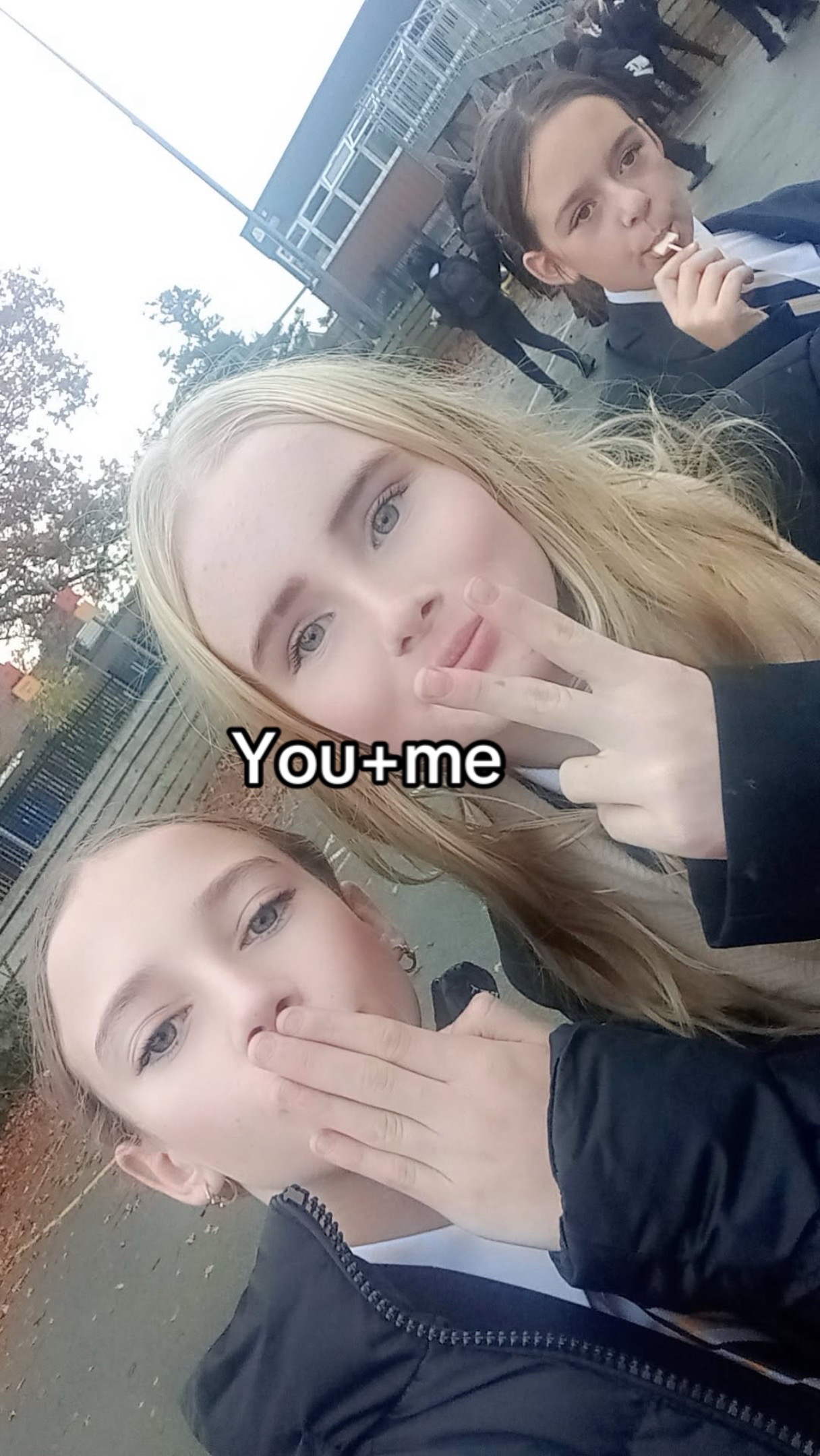 @Mia_Miaacc