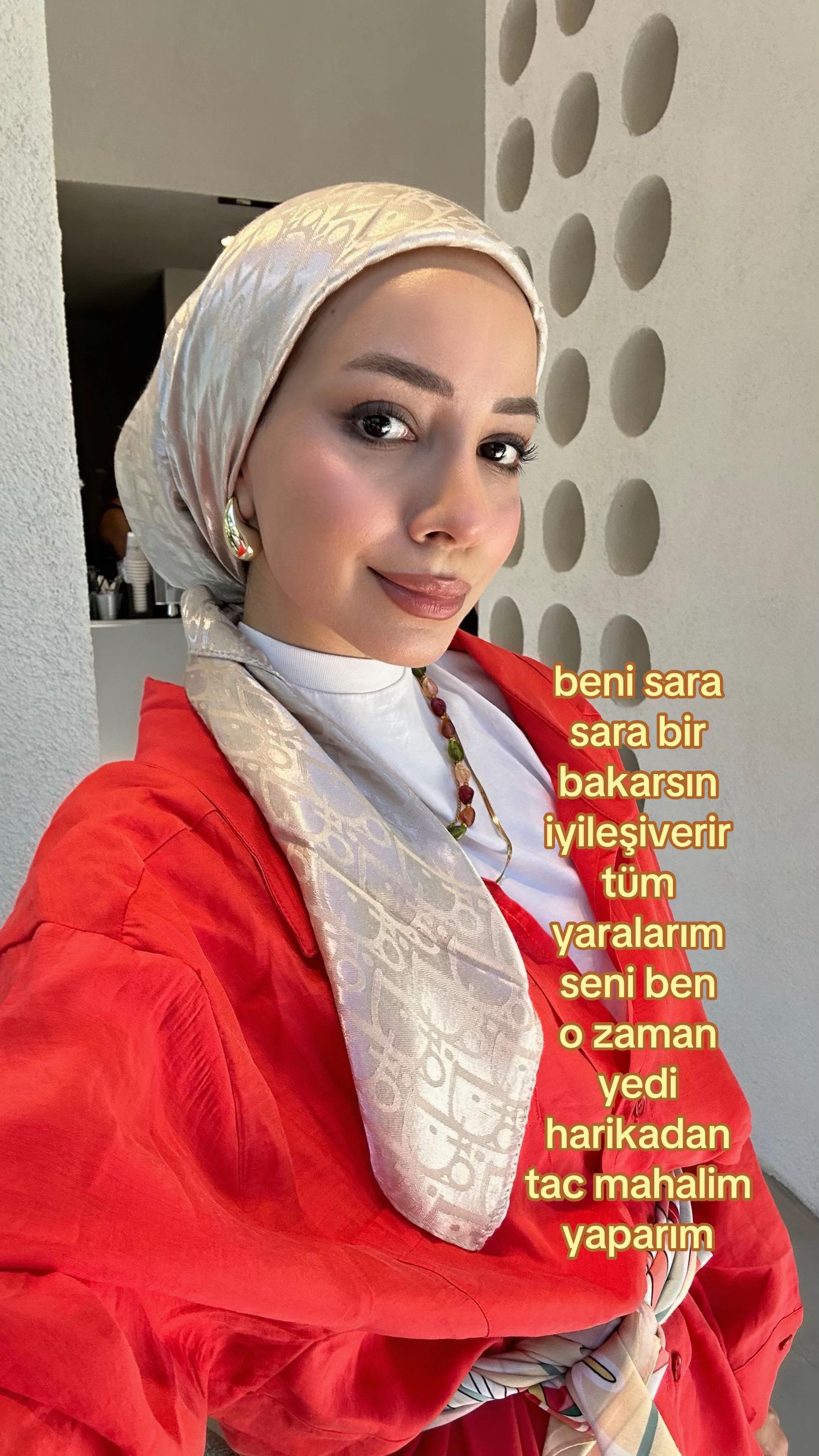 @Öznur