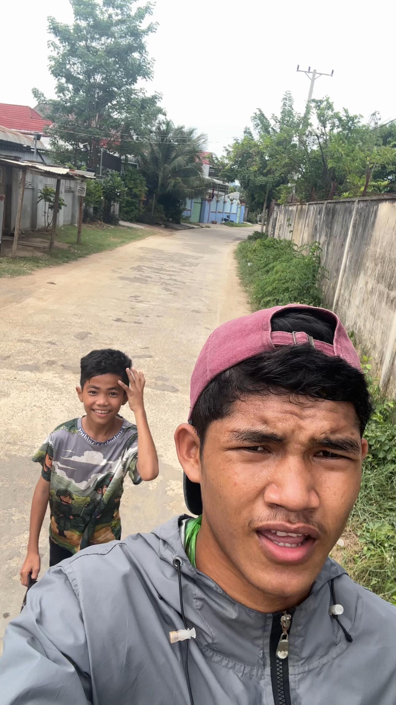 @Roeung CheTra