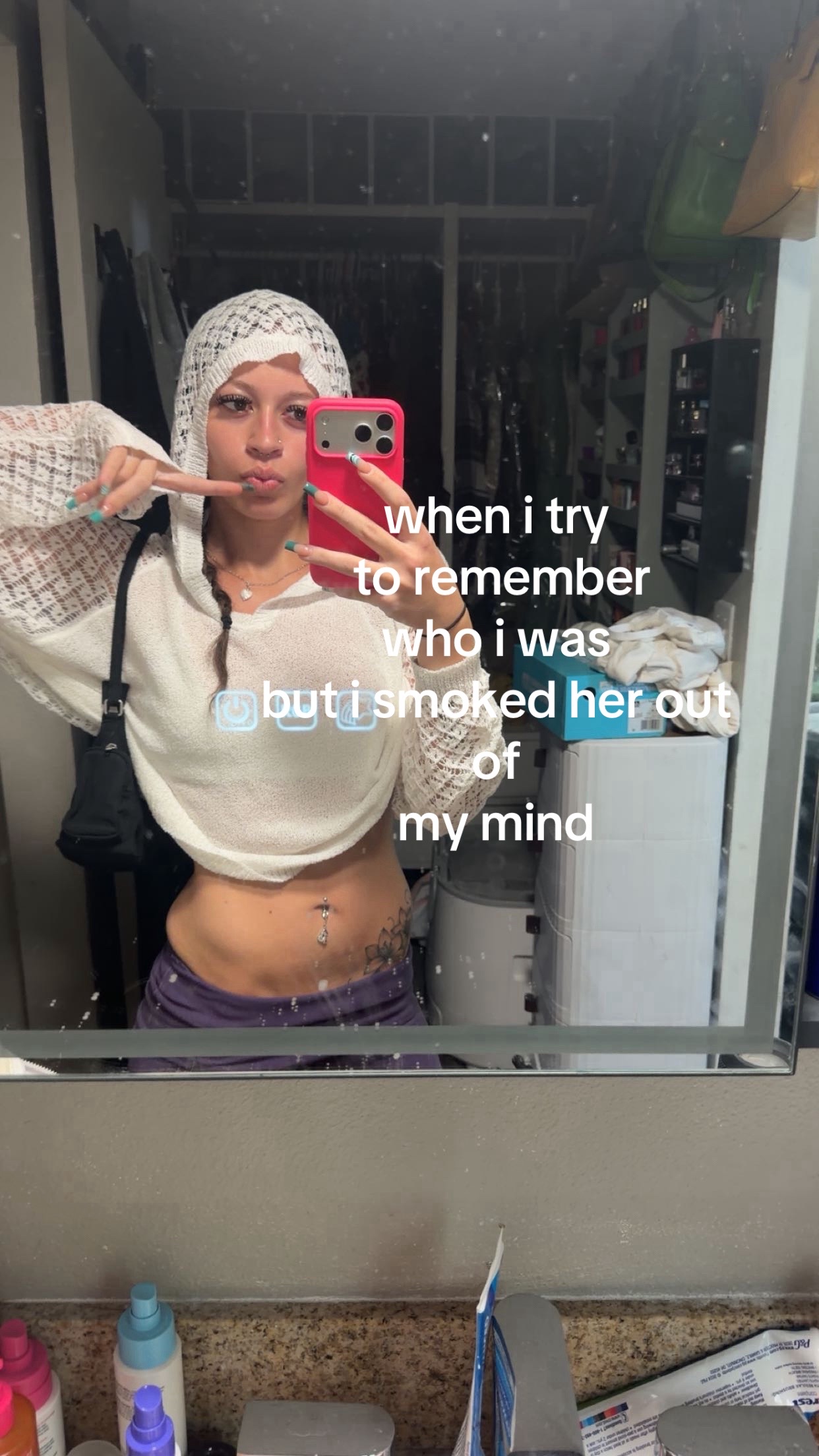 @️