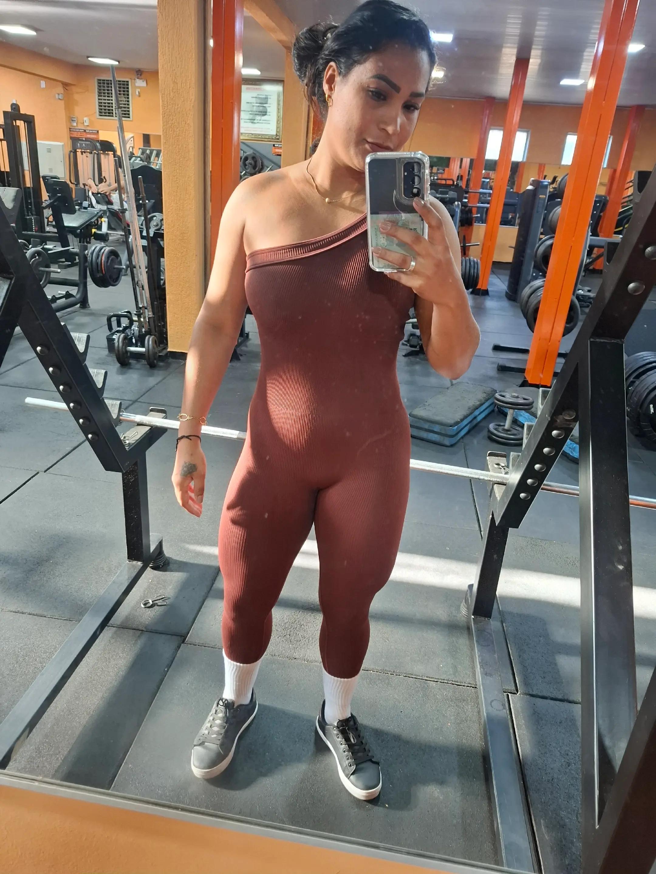 @jú