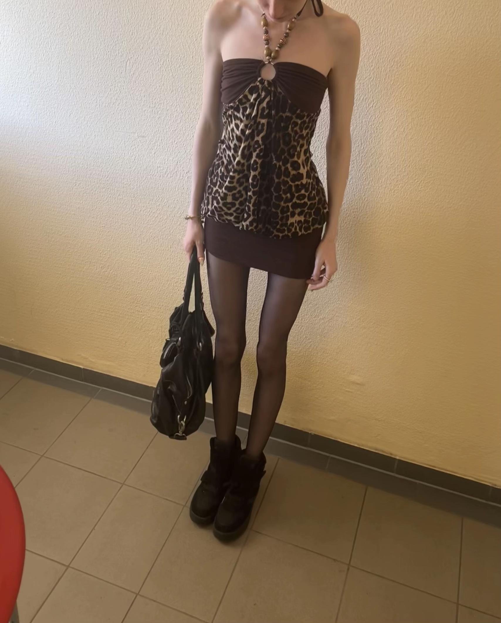 @Leoniewbr