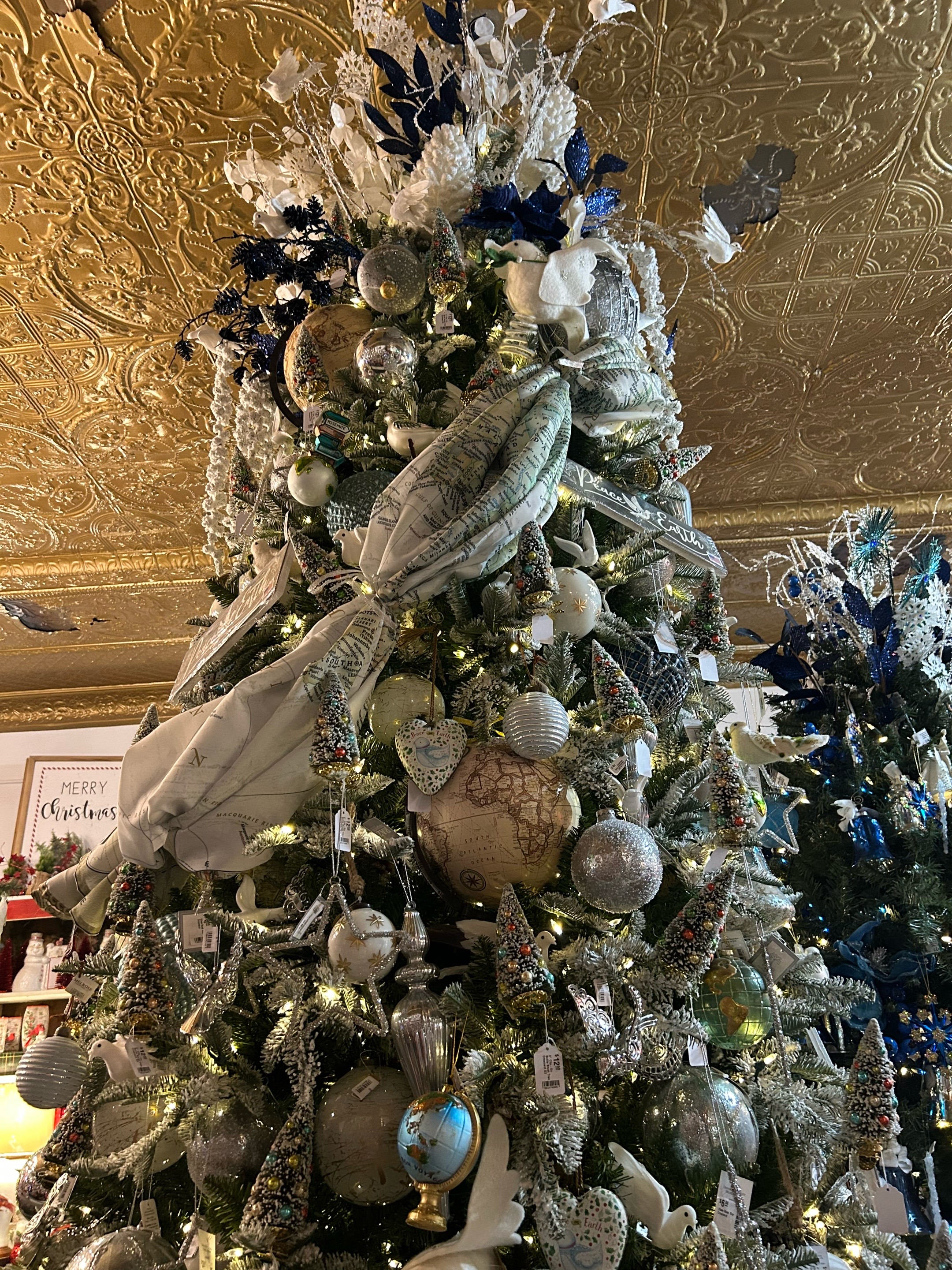 @The Christmas Store of NY