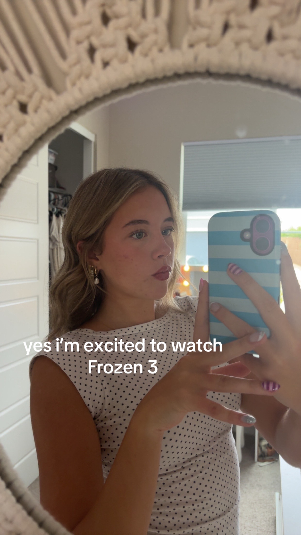@shhhlolshlolllyay