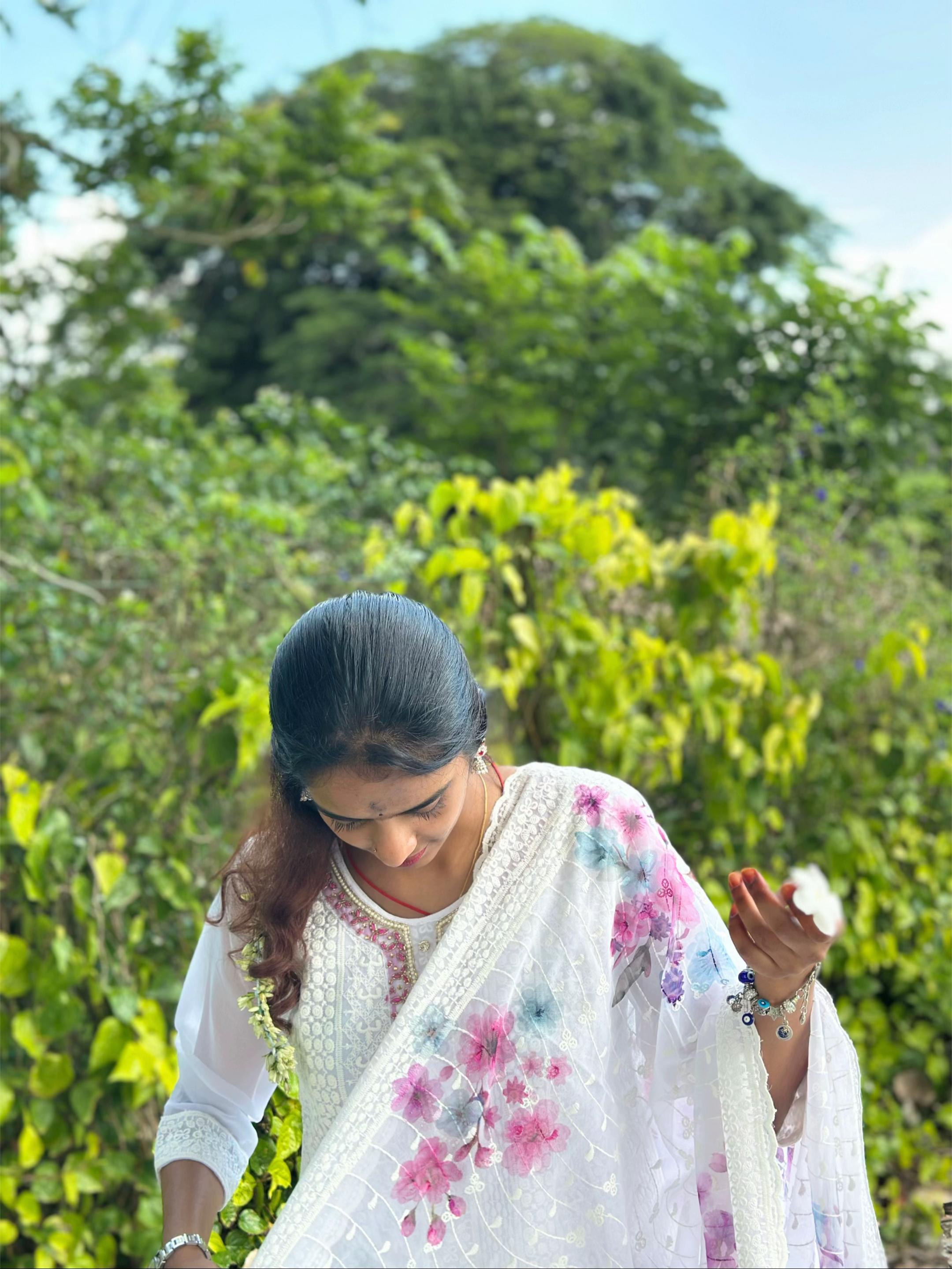 @Vellaiyammalsugumar🧿🔮