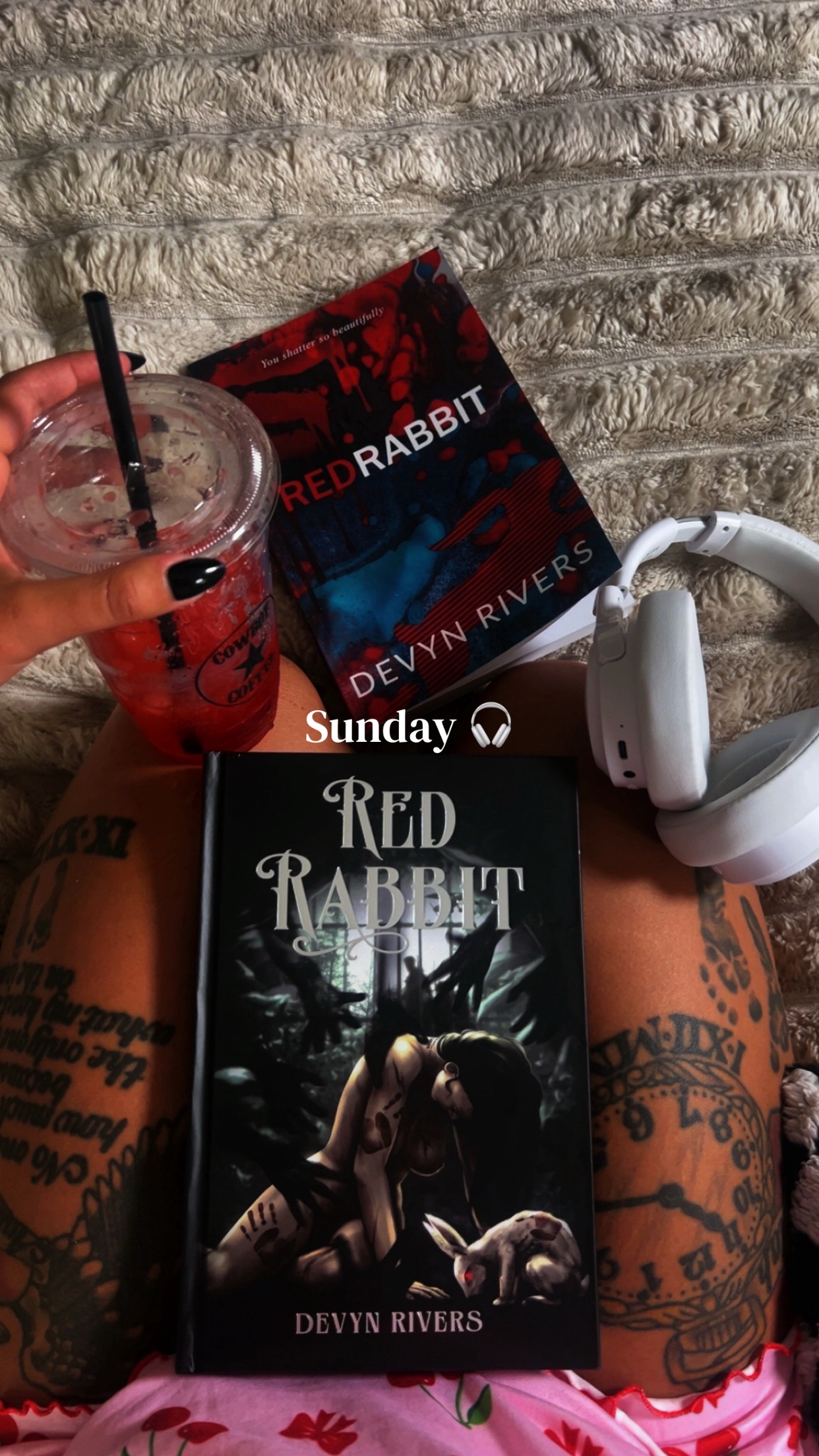 @Carly_Reads📖🎧