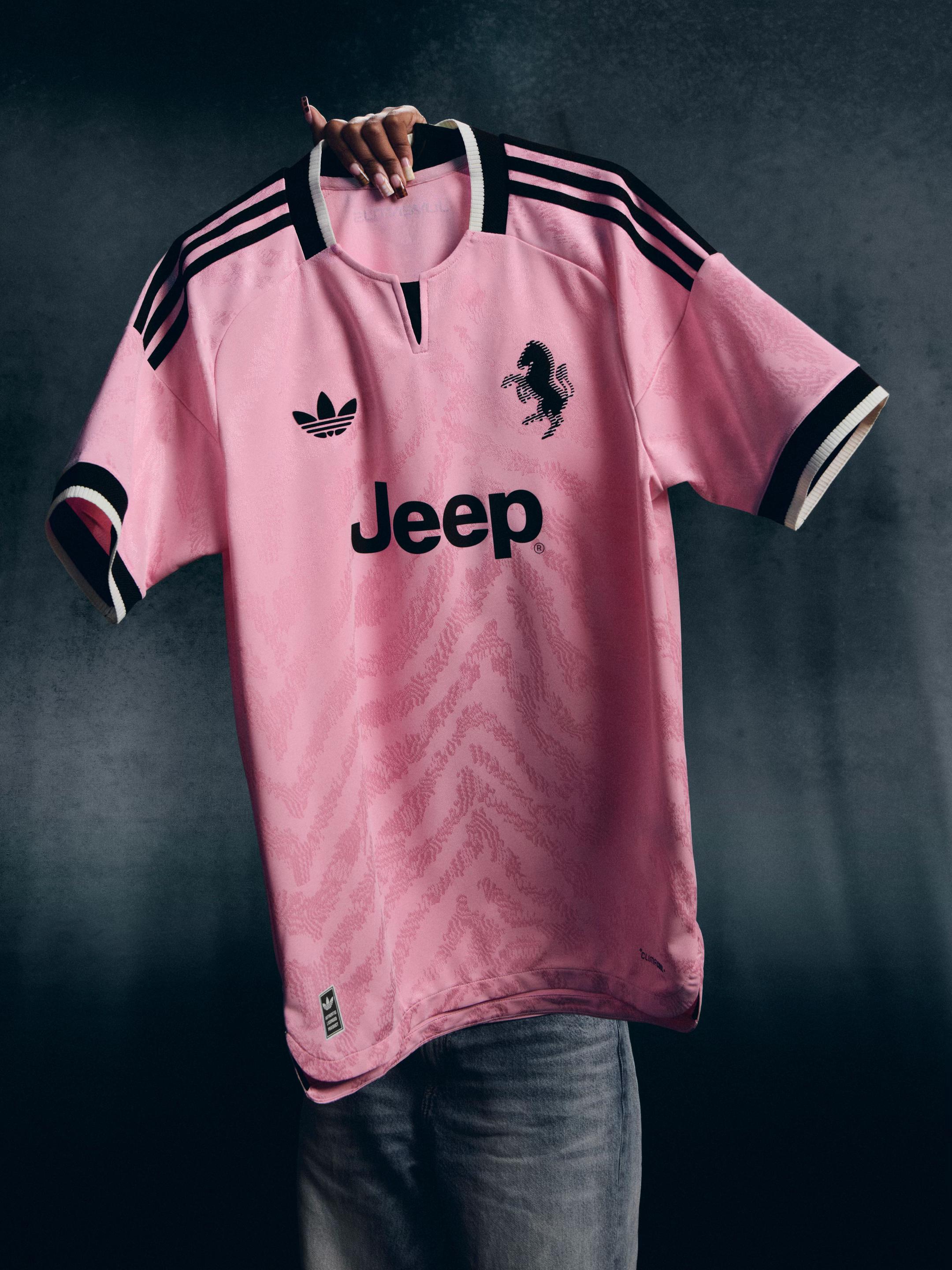 @Classic Football Shirts