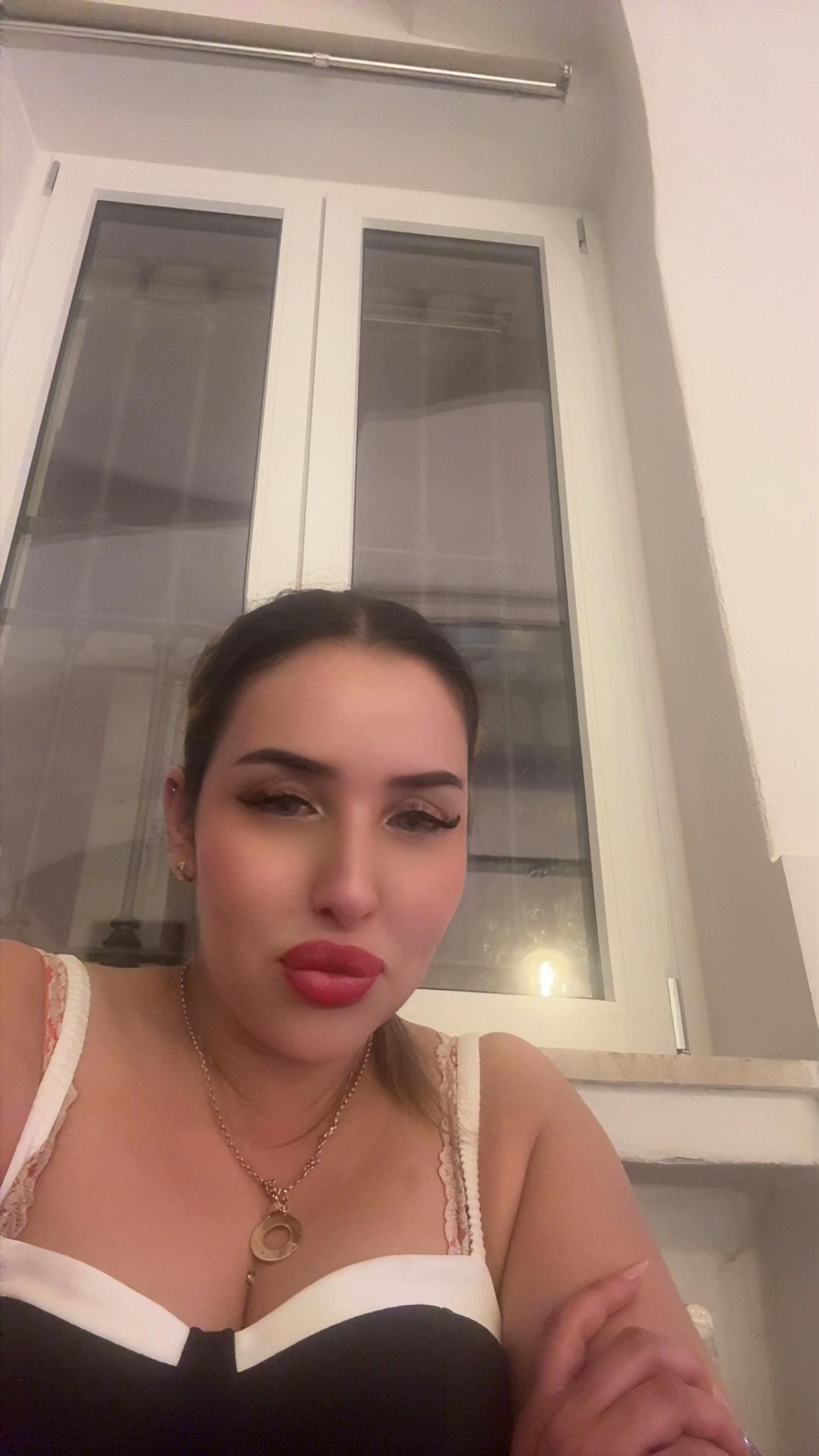 @Hasna🦋