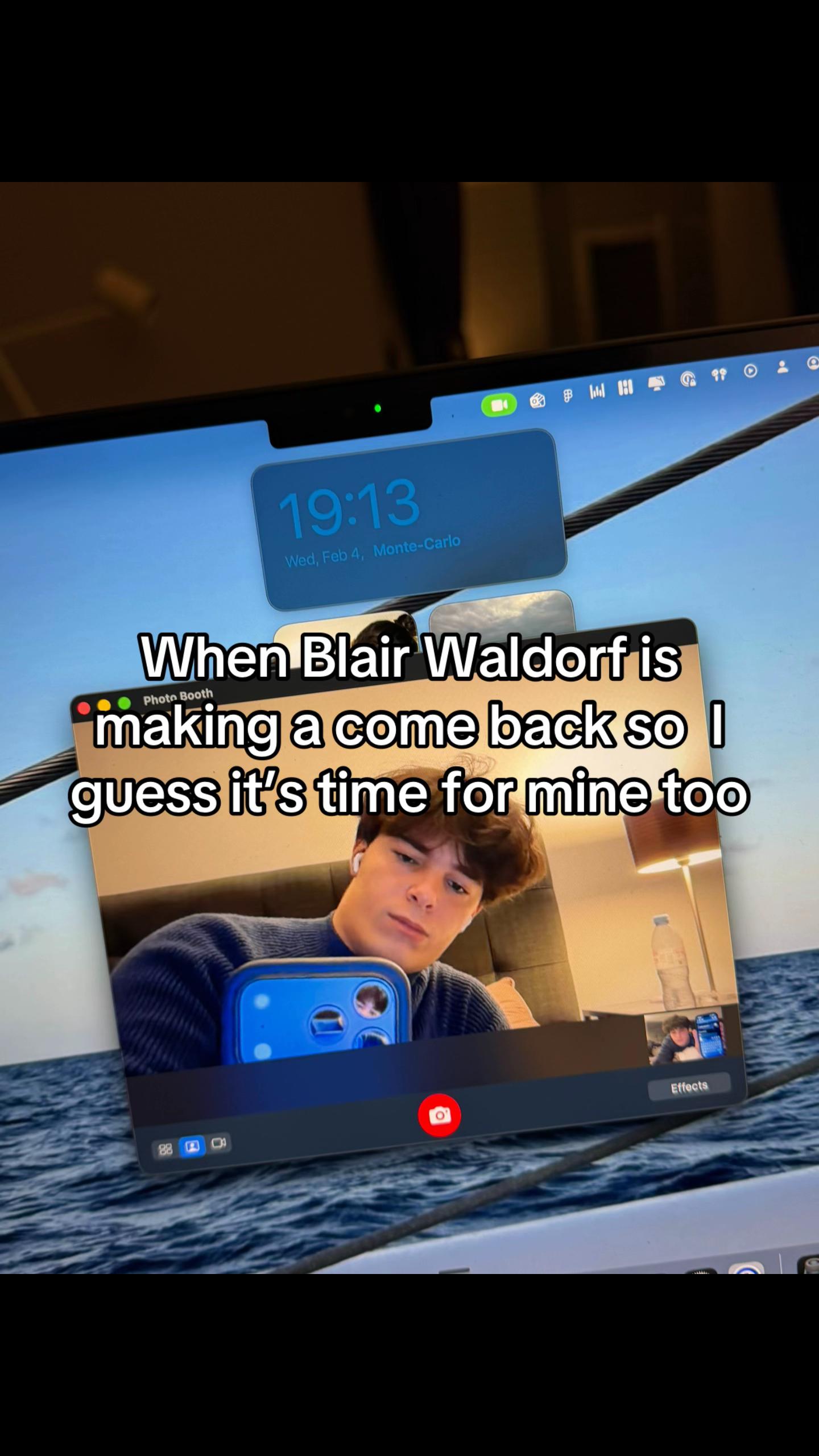 @-M