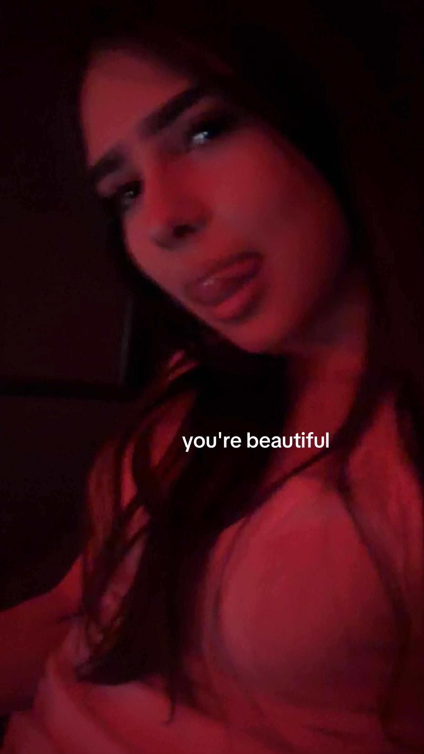 @𝓎𝒢🪽
