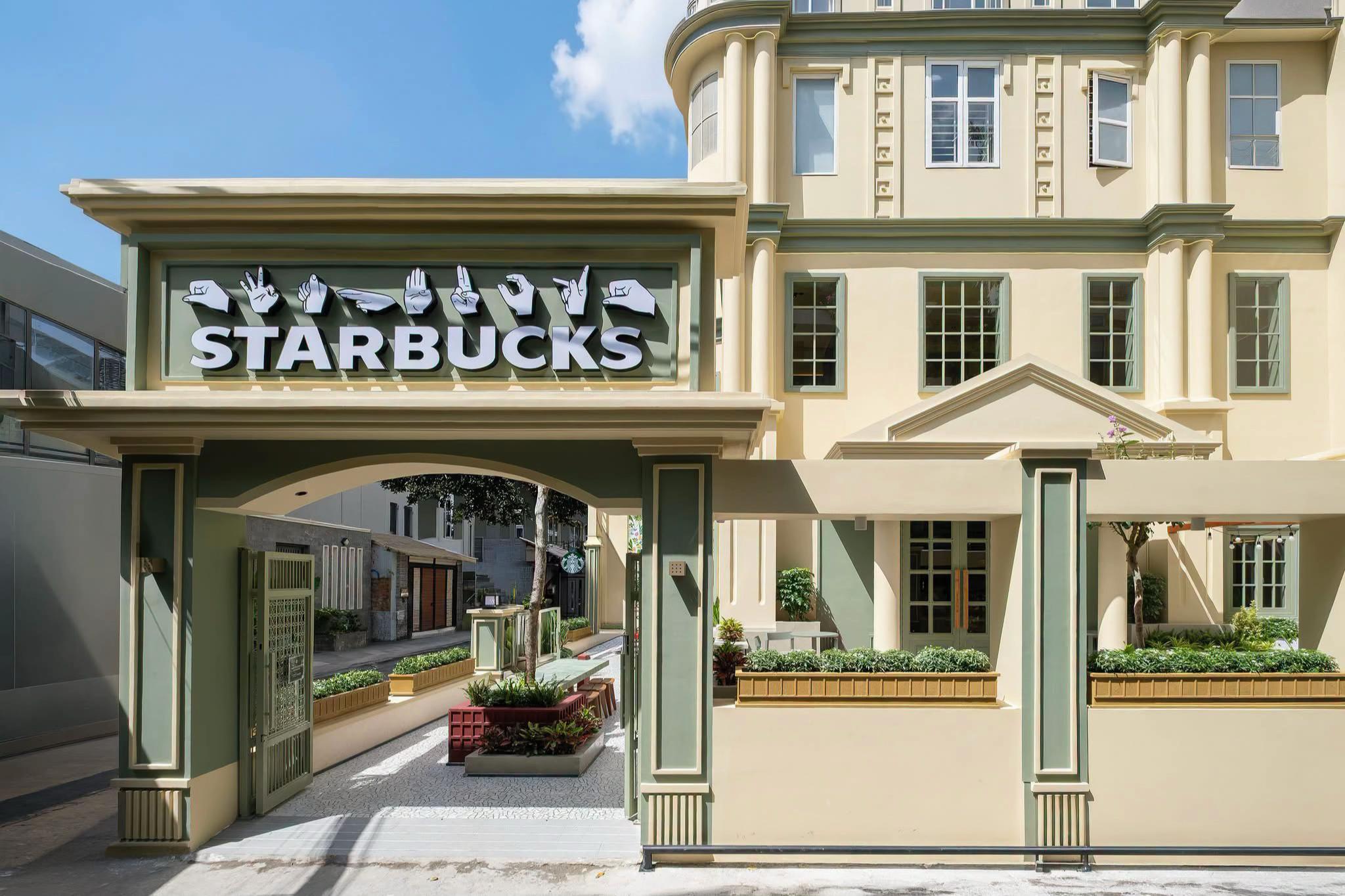 @Starbucks Vietnam
