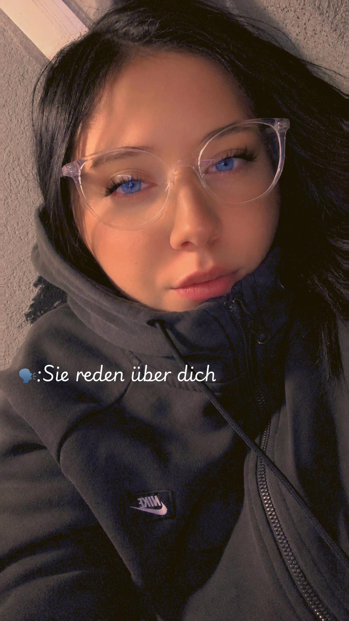@mxllyXVIII