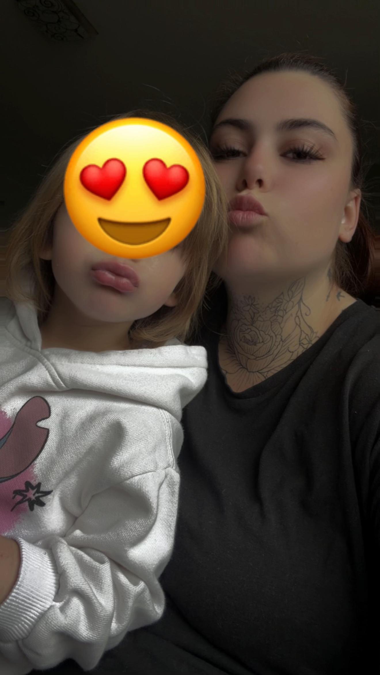 @LisaxD