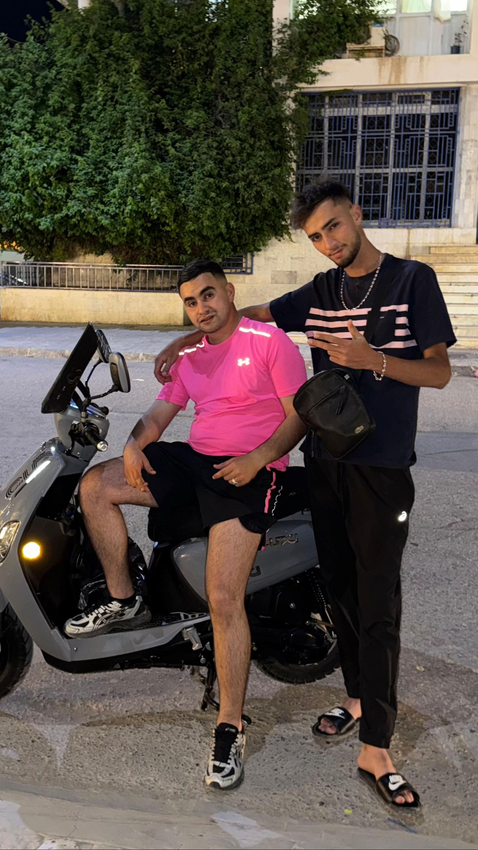 @Moha⚡️