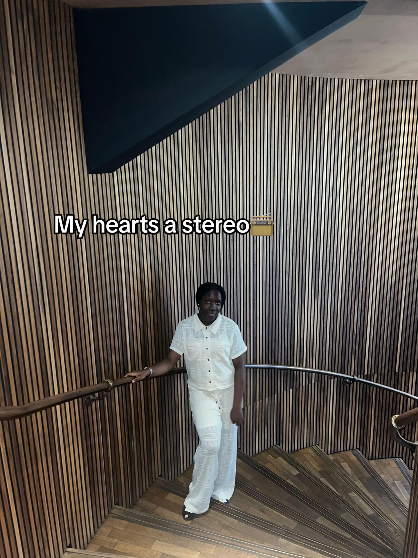 @𝐀 𝐋 𝐄 𝐒 𝐒 𝐈 𝐀 🤍