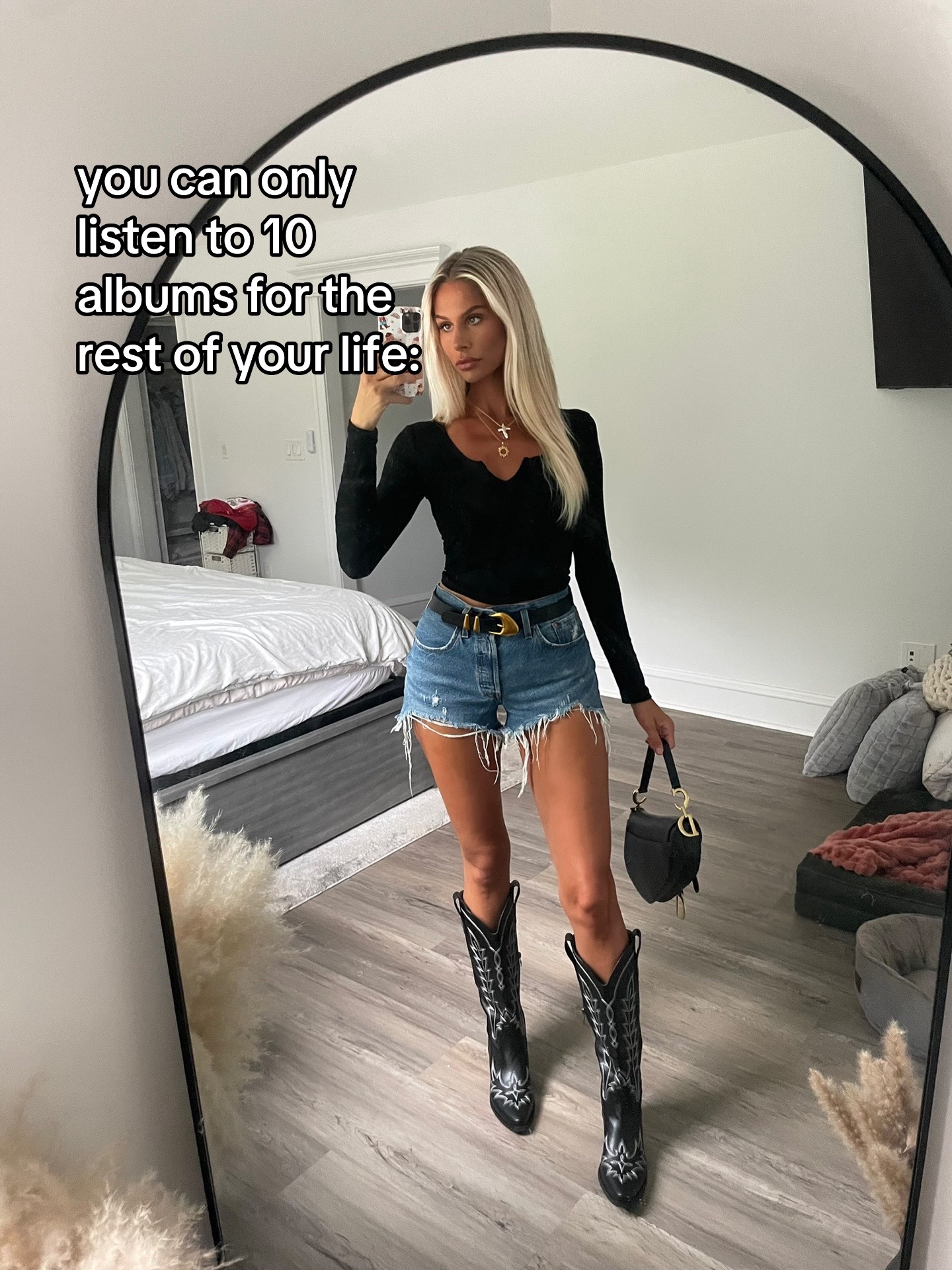 @Laura Christina ๐๐