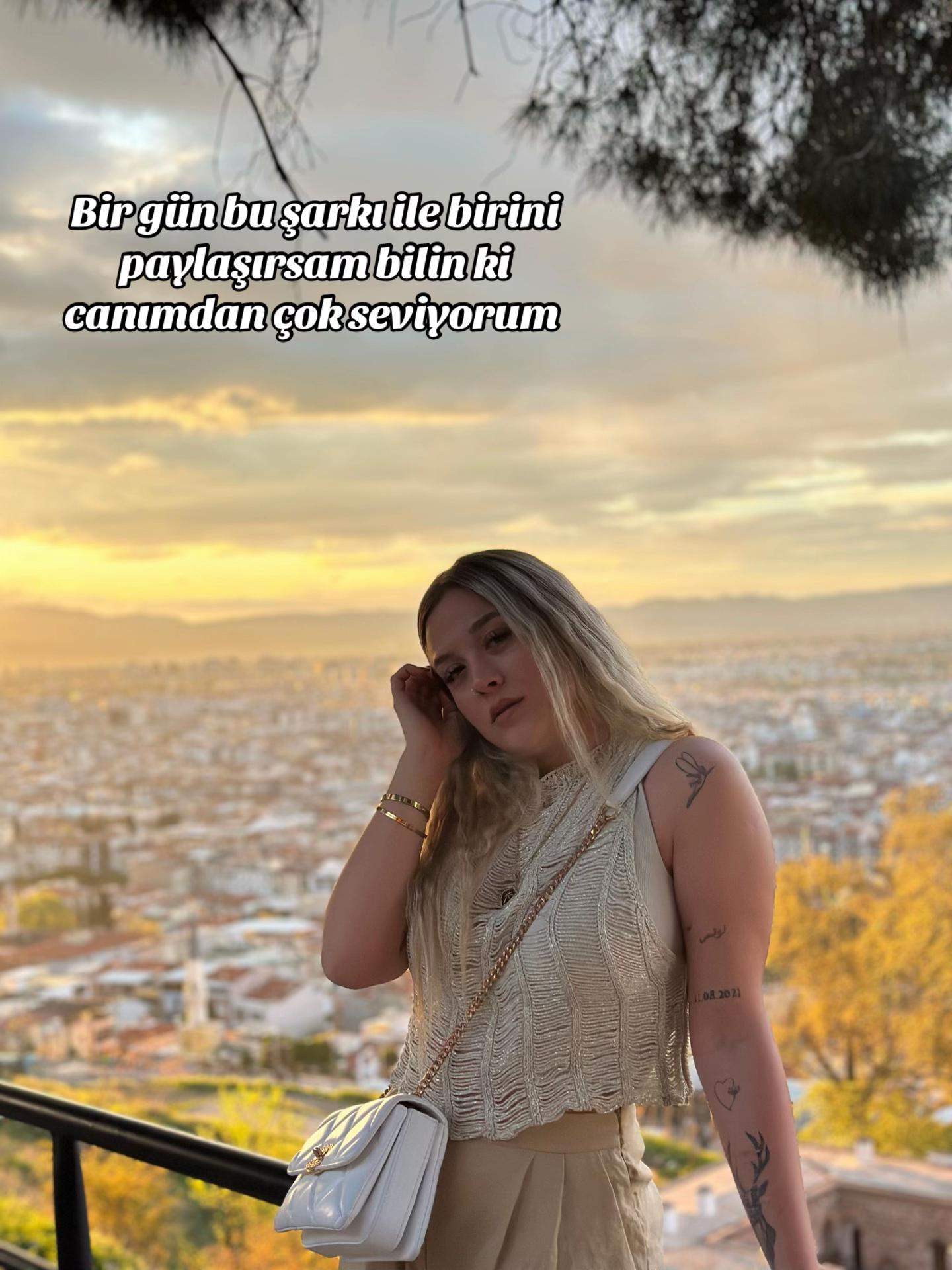 @Selinn