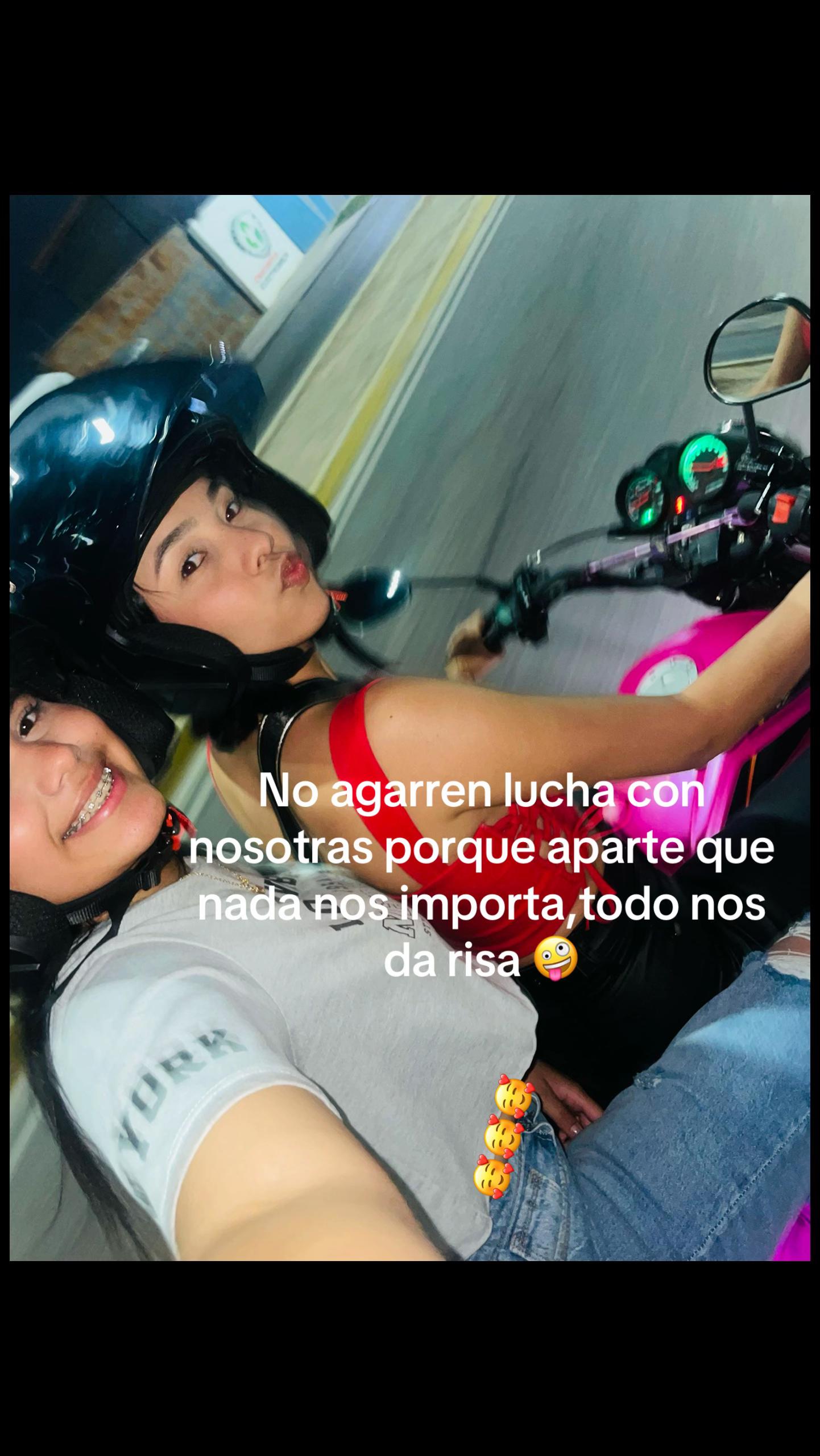 @👤